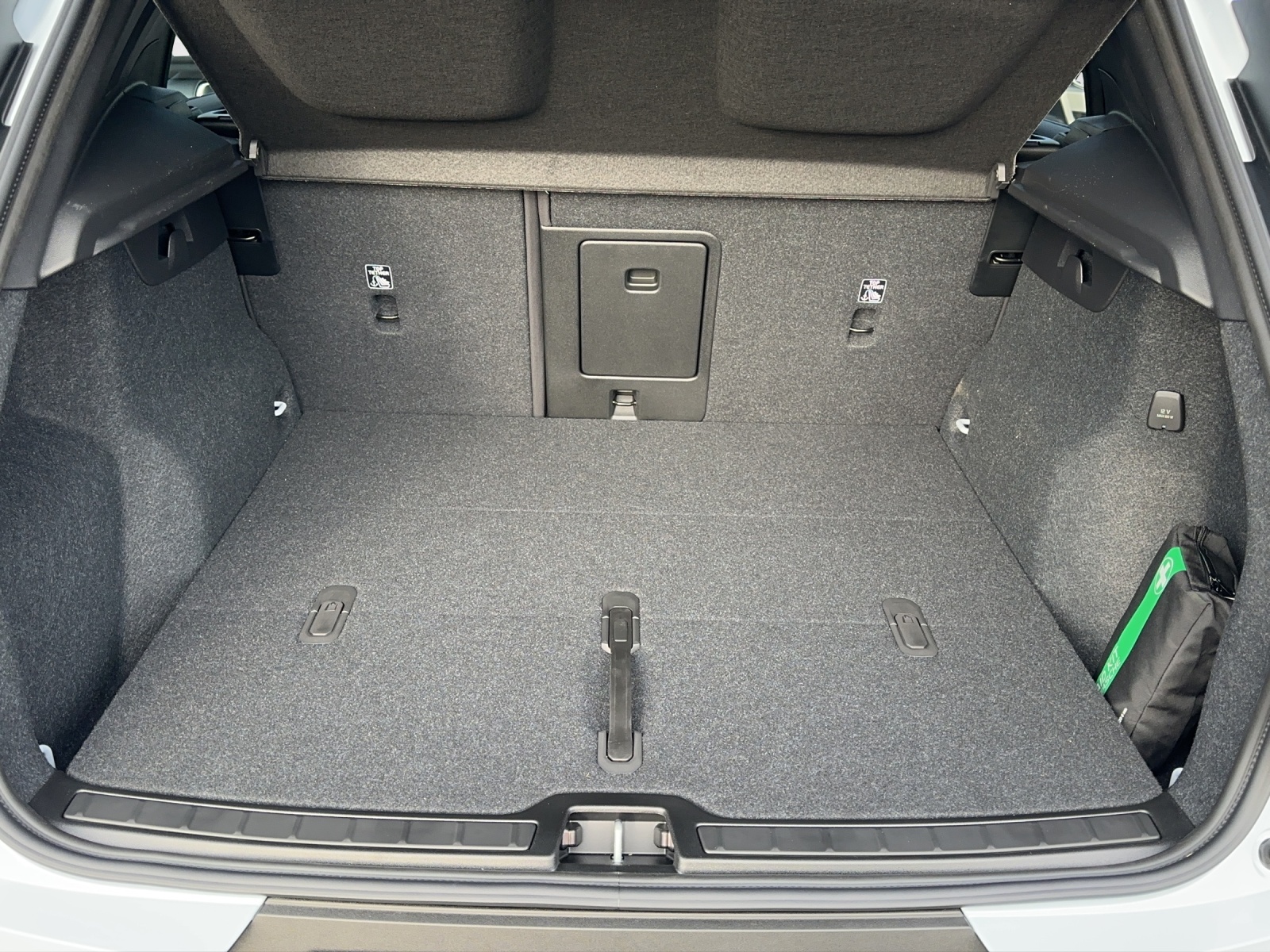 VOLVO XC40 1.5 T2 XCITE-image-15
