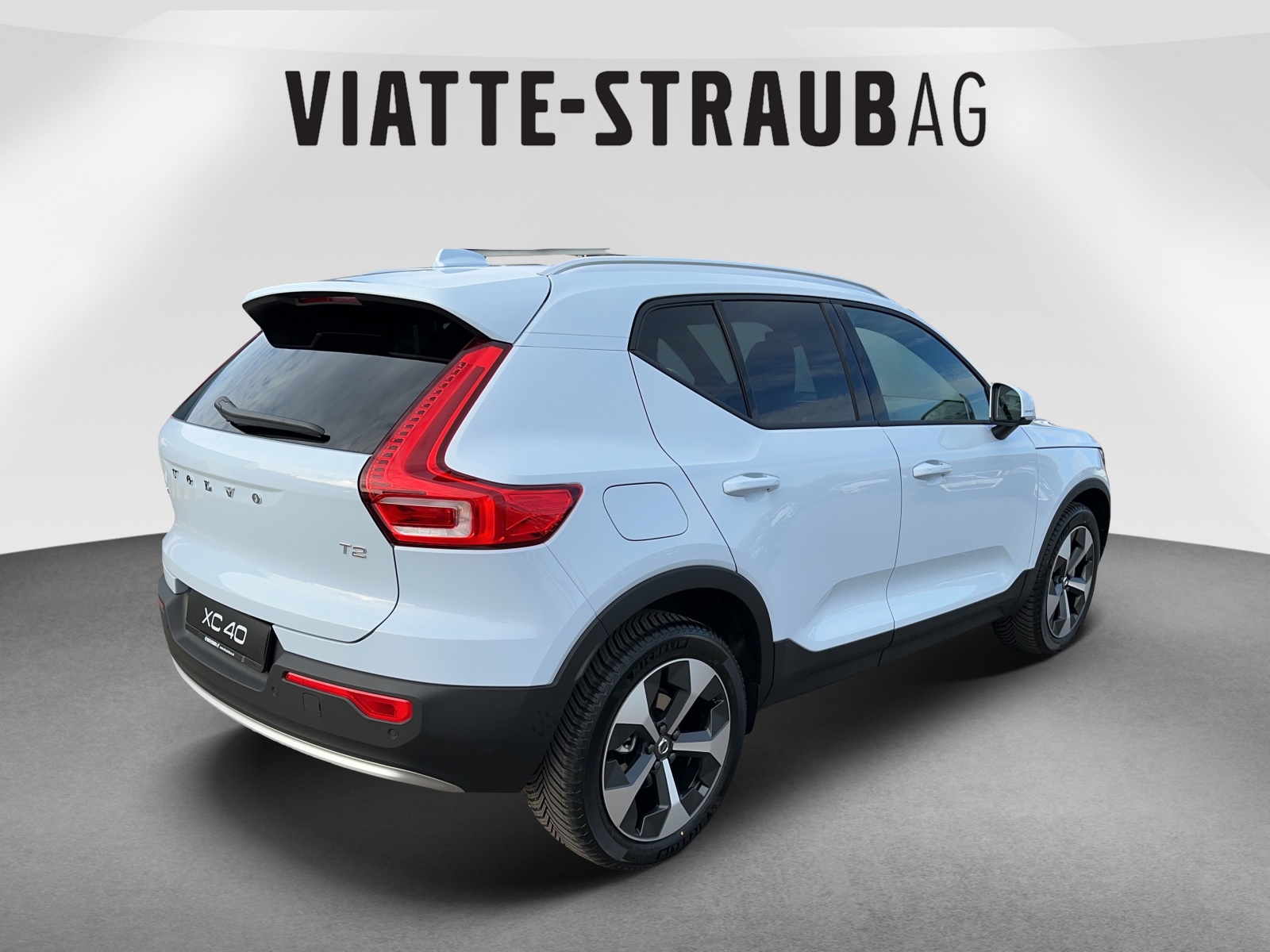 VOLVO XC40 1.5 T2 XCITE-image-4