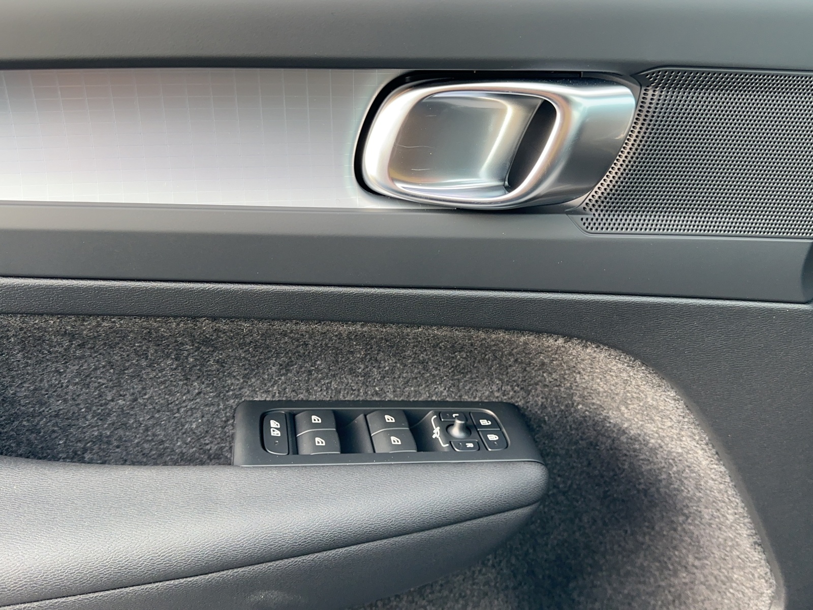 VOLVO XC40 1.5 T2 XCITE-image-14