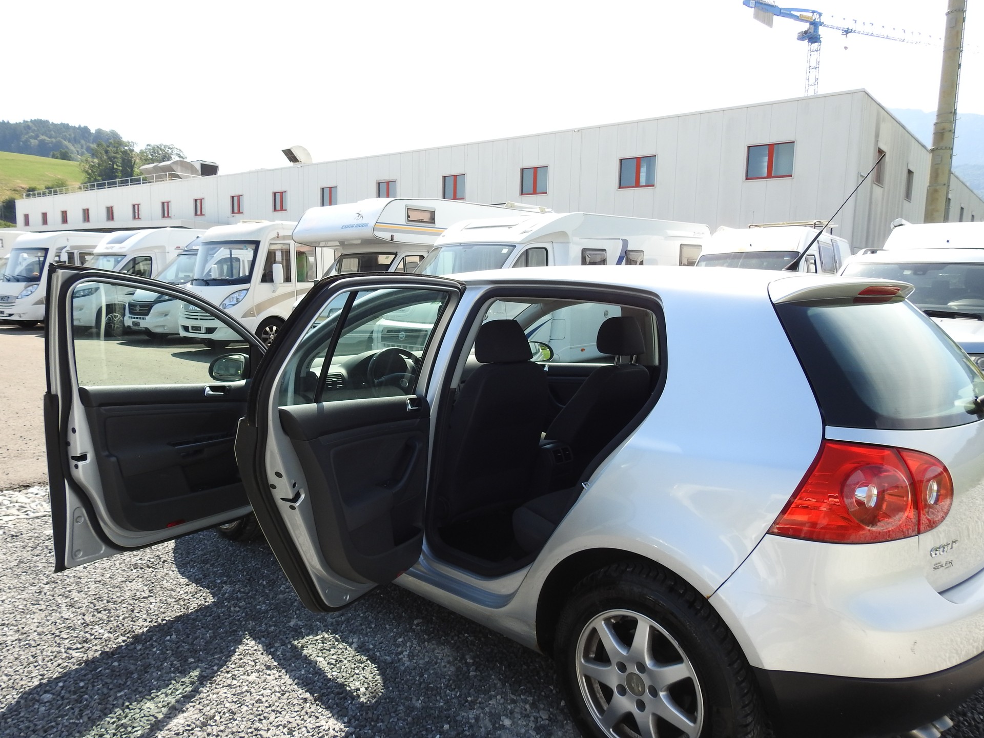 VW Golf 1.9 TDI Trendline 4Motion-image-15
