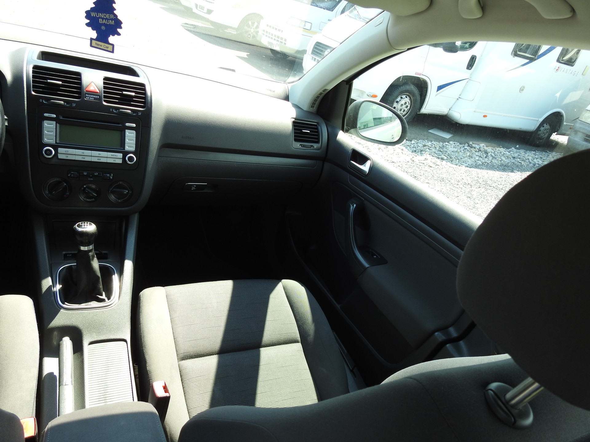 VW Golf 1.9 TDI Trendline 4Motion-image-18