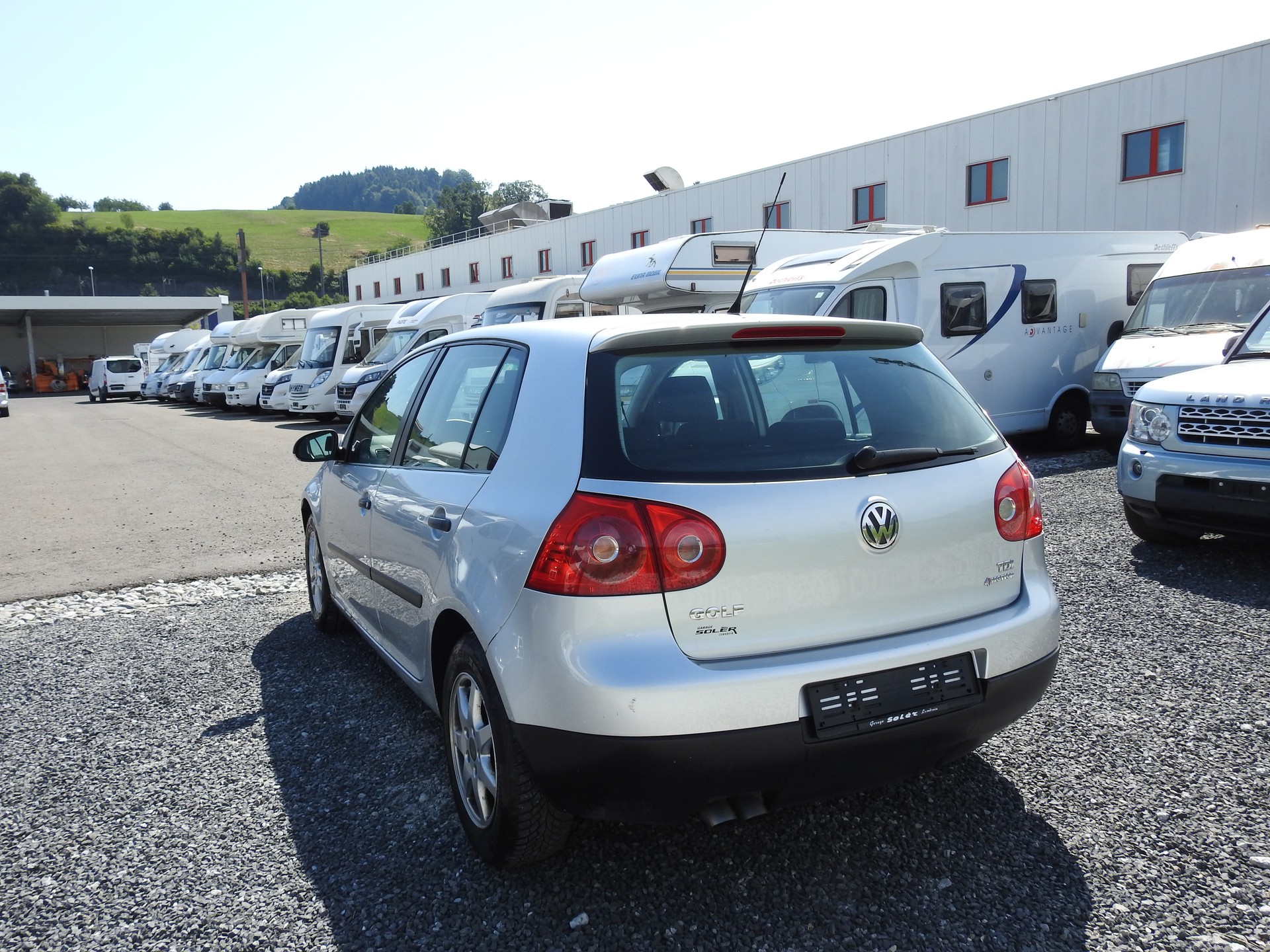 VW Golf 1.9 TDI Trendline 4Motion-image-3