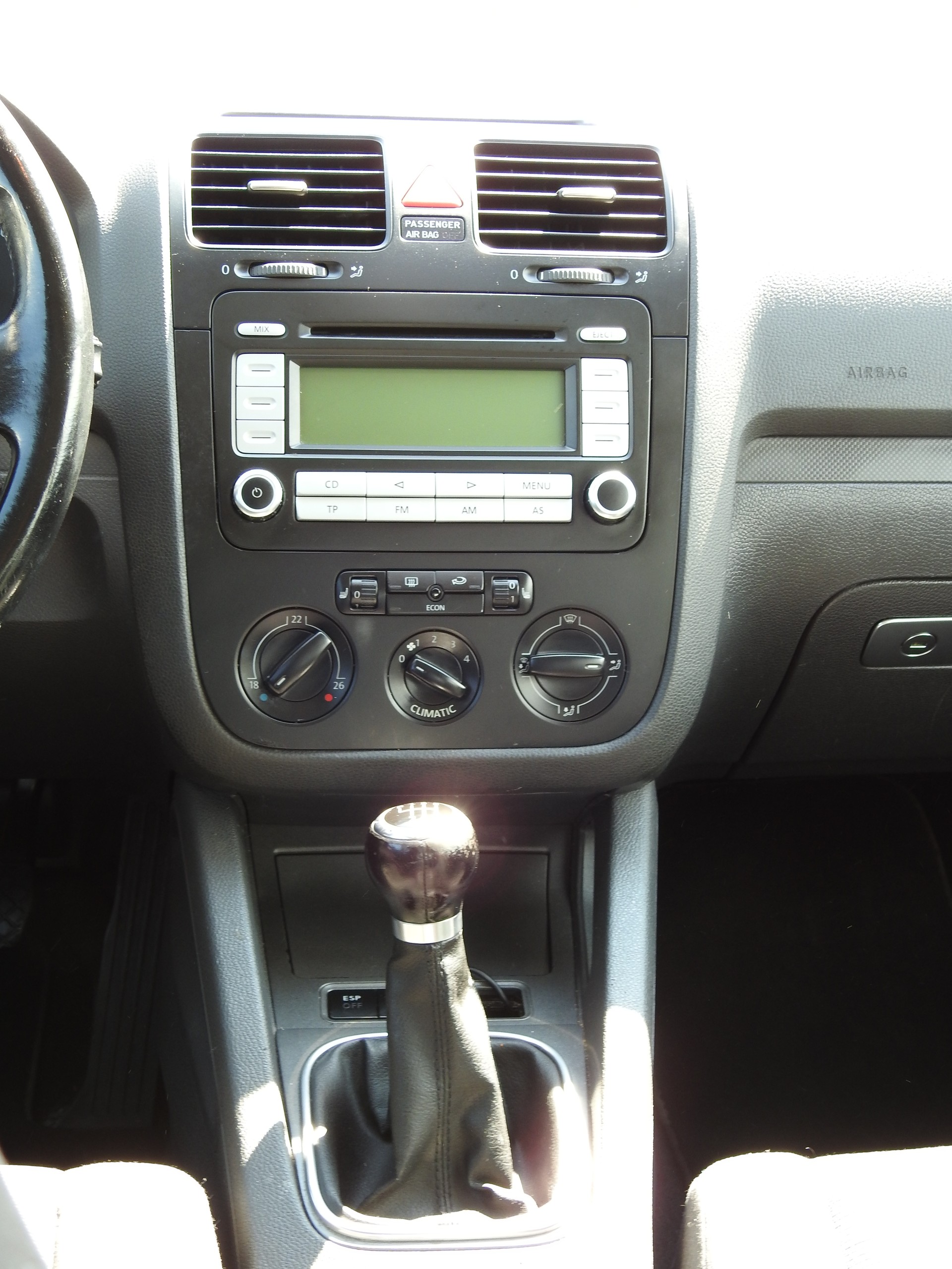 VW Golf 1.9 TDI Trendline 4Motion-image-17
