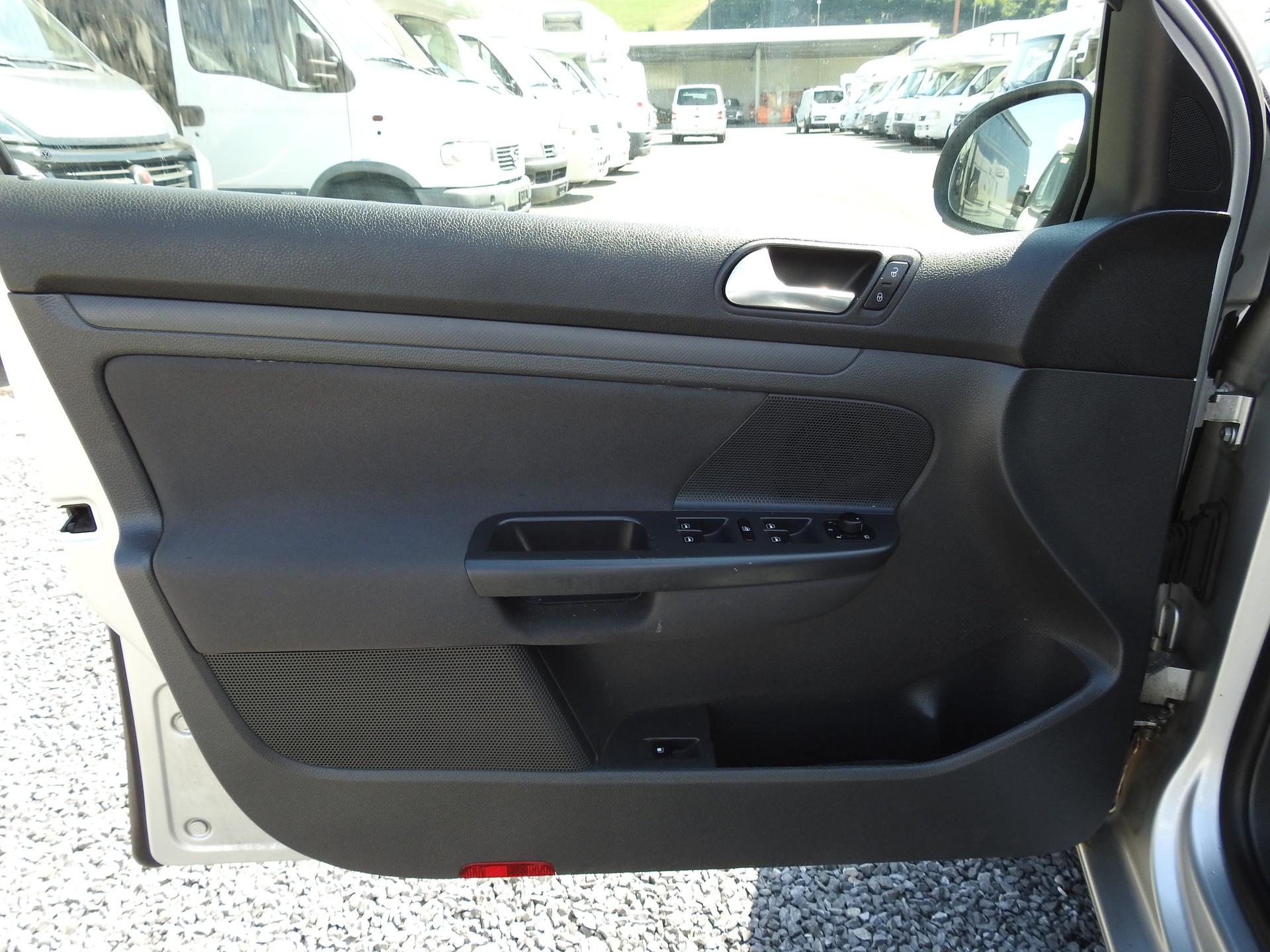 VW Golf 1.9 TDI Trendline 4Motion-image-11