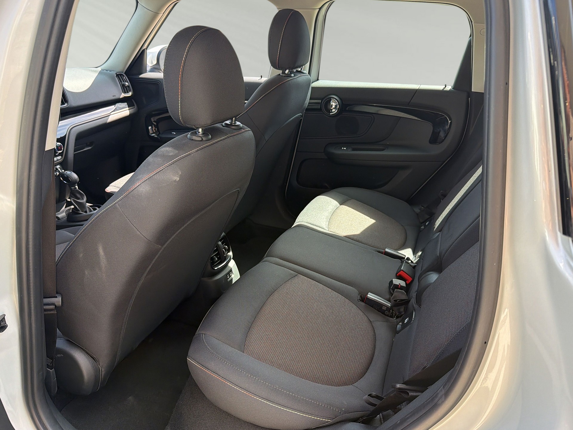 MINI Countryman Cooper SE ALL4 PHEV Steptronic-image-6