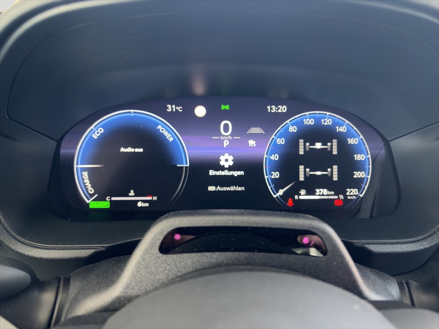 TOYOTA Yaris Cross 1.5 Premium AWDi e-CVT-image-12