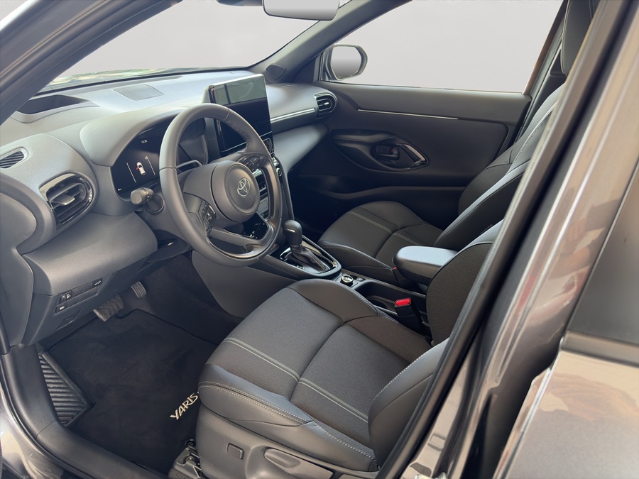 TOYOTA Yaris Cross 1.5 Premium AWDi e-CVT-image-7