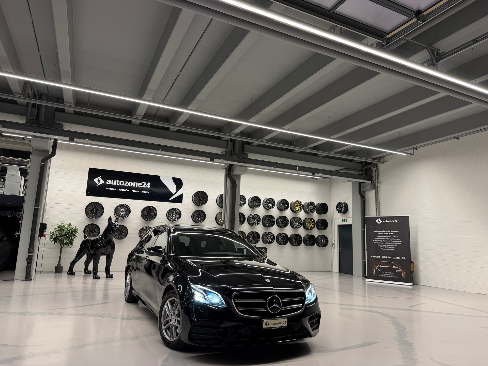 MERCEDES-BENZ E 220 d AMG Line 4matic Kombi *CH-Auto*Servicegepflegt bei Mercedes*Frisch ab Service u. MFK*