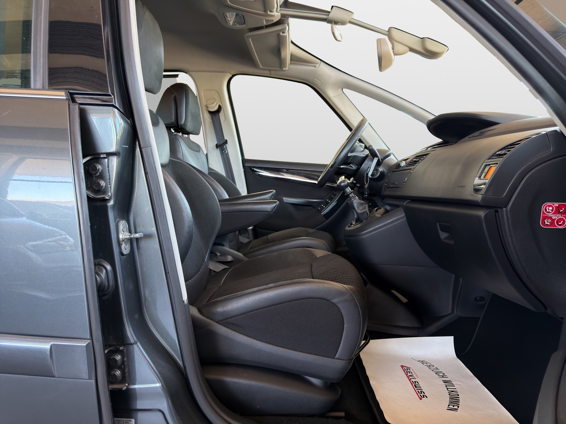 CITROEN Grand C4 Picasso 2.0 HDI Exclusive-image-11