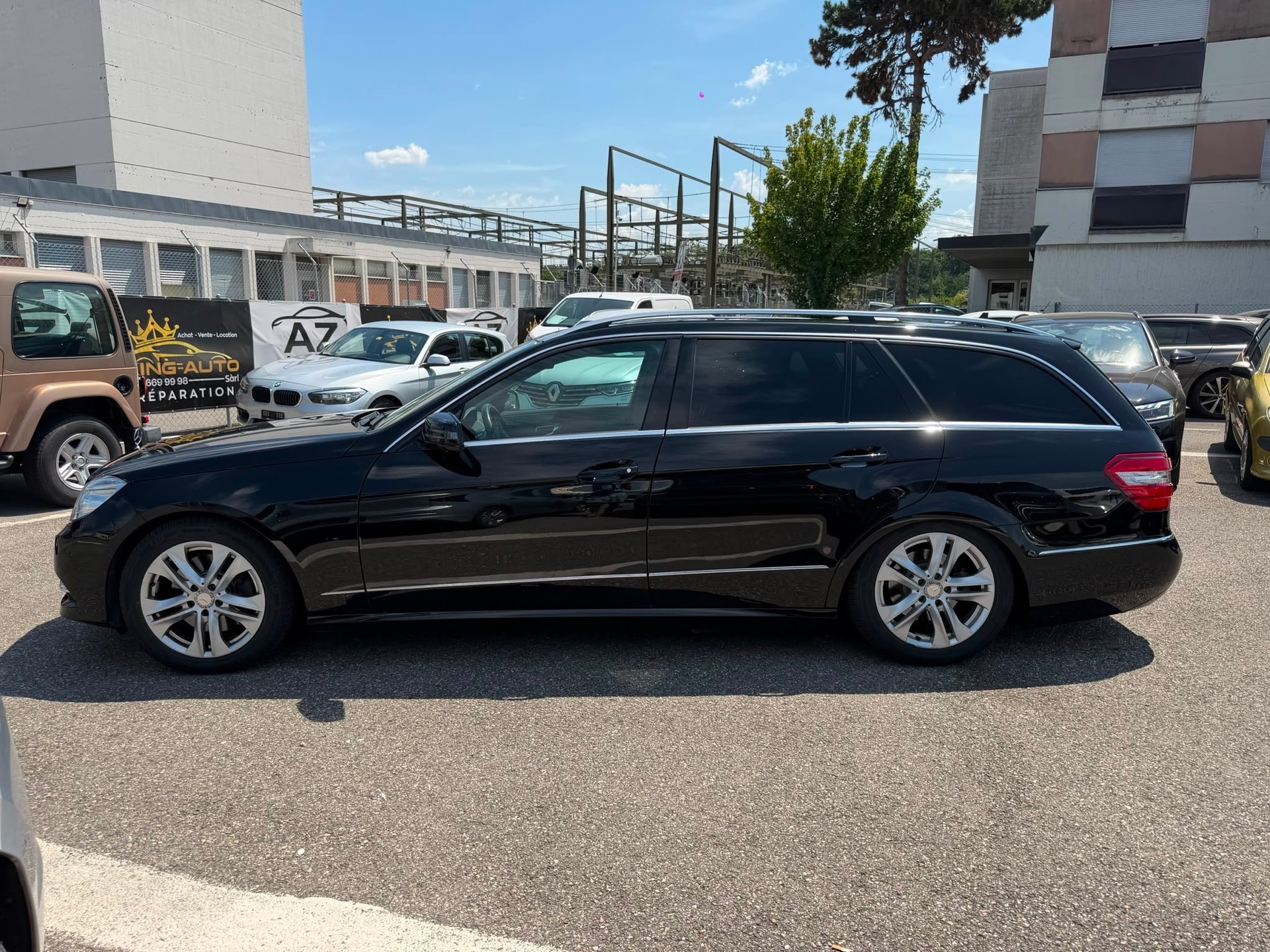 MERCEDES-BENZ E 350 CDI BlueEfficiency Elégance 7G-Tronic 4x4-image-2
