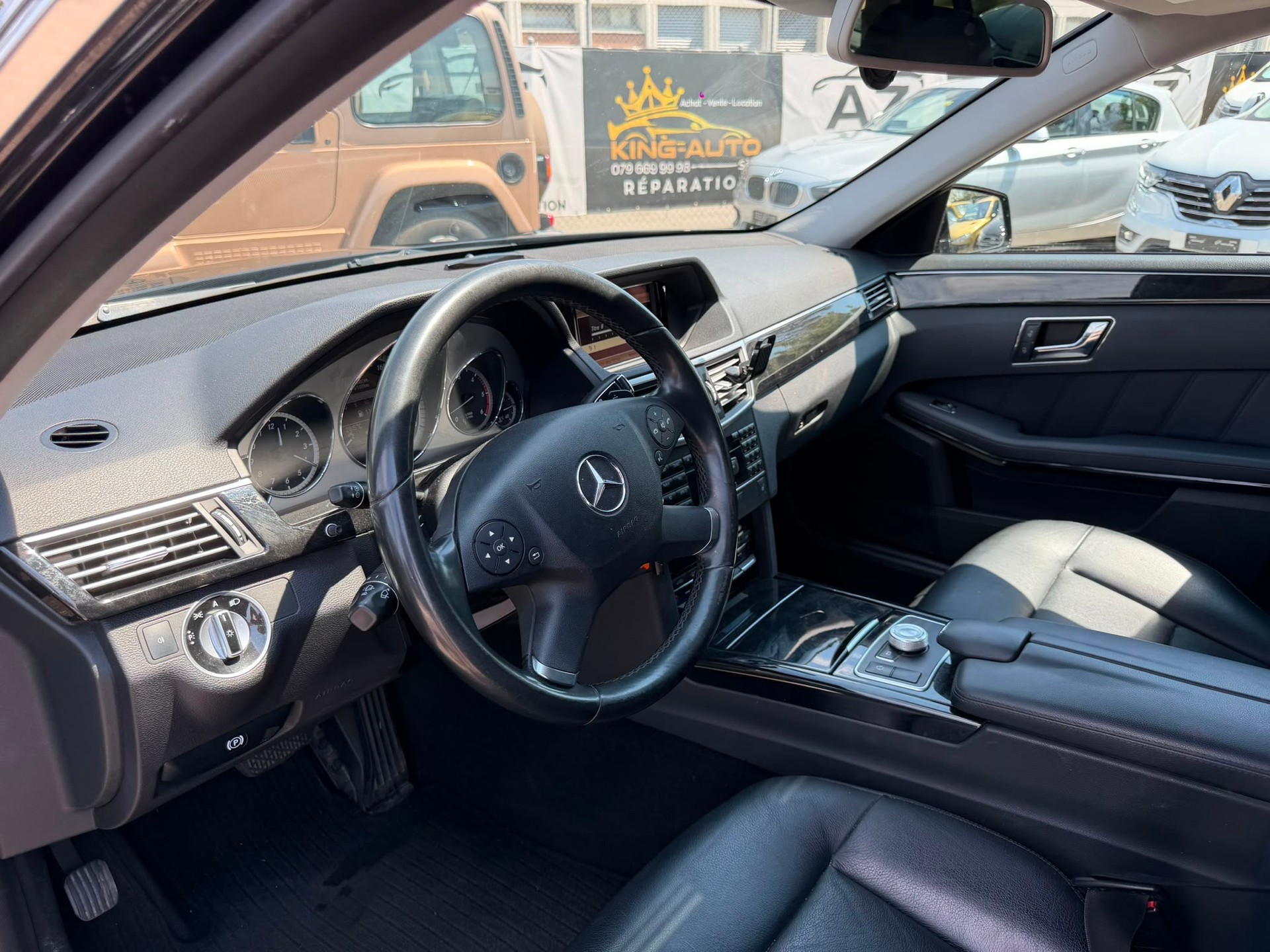 MERCEDES-BENZ E 350 CDI BlueEfficiency Elégance 7G-Tronic 4x4-image-8