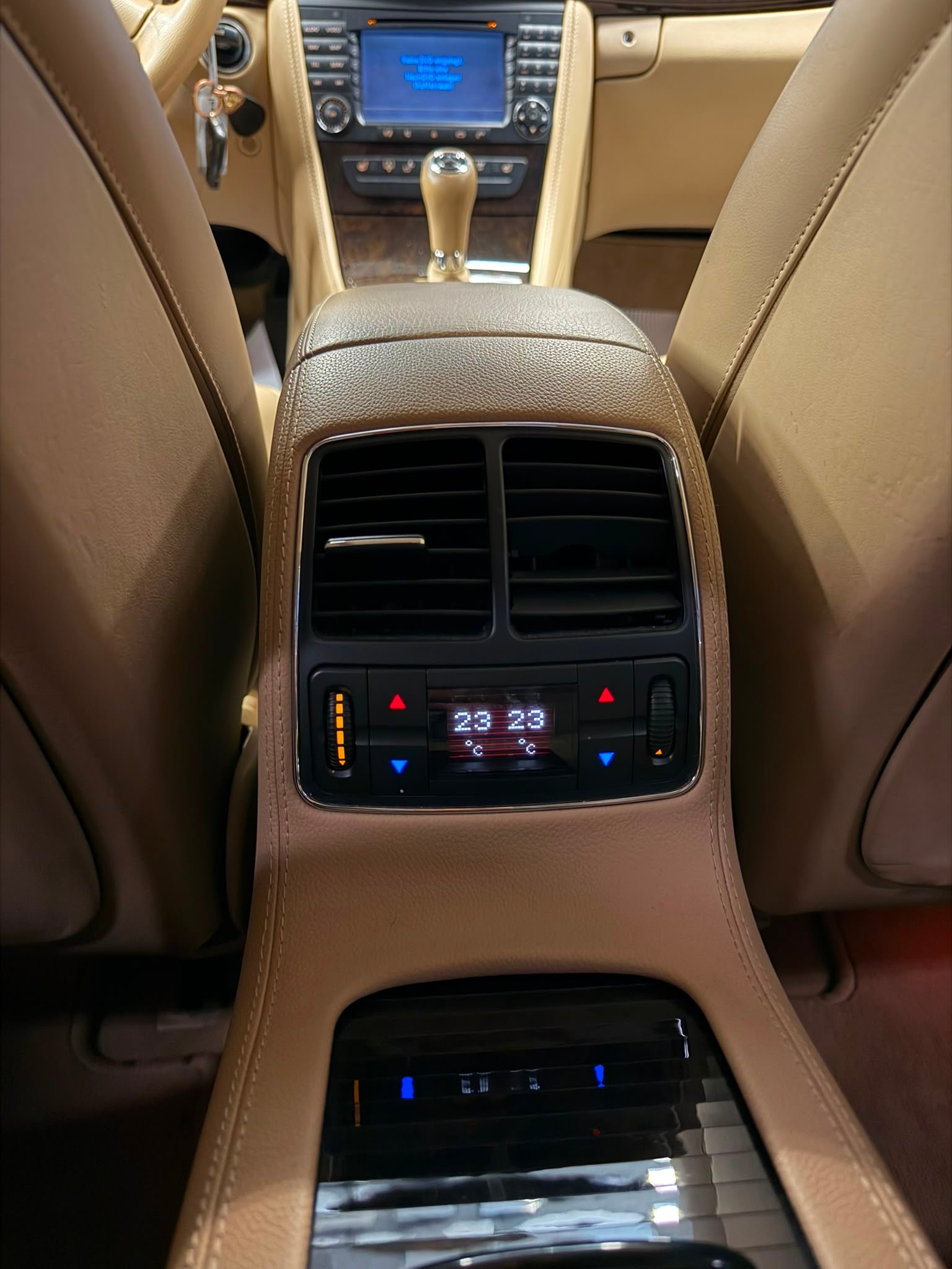 MERCEDES-BENZ CLS 350 7G-Tronic-image-12