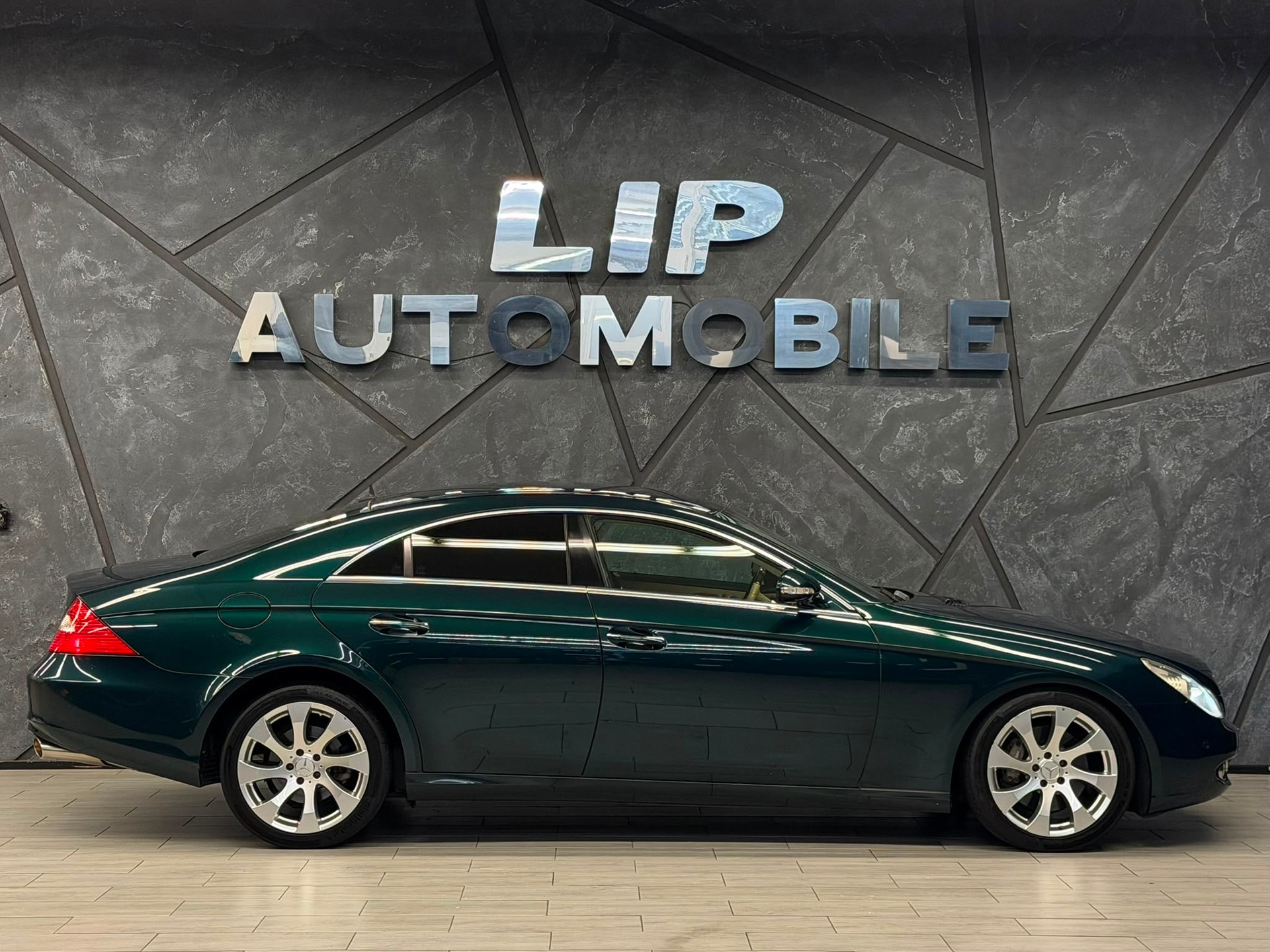 MERCEDES-BENZ CLS 350 7G-Tronic-image-4