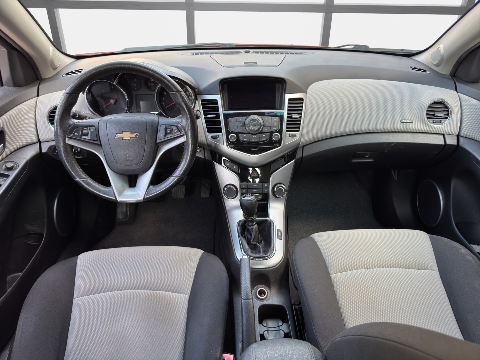 CHEVROLET Cruze 2.0 VCDi LTZ-image-9