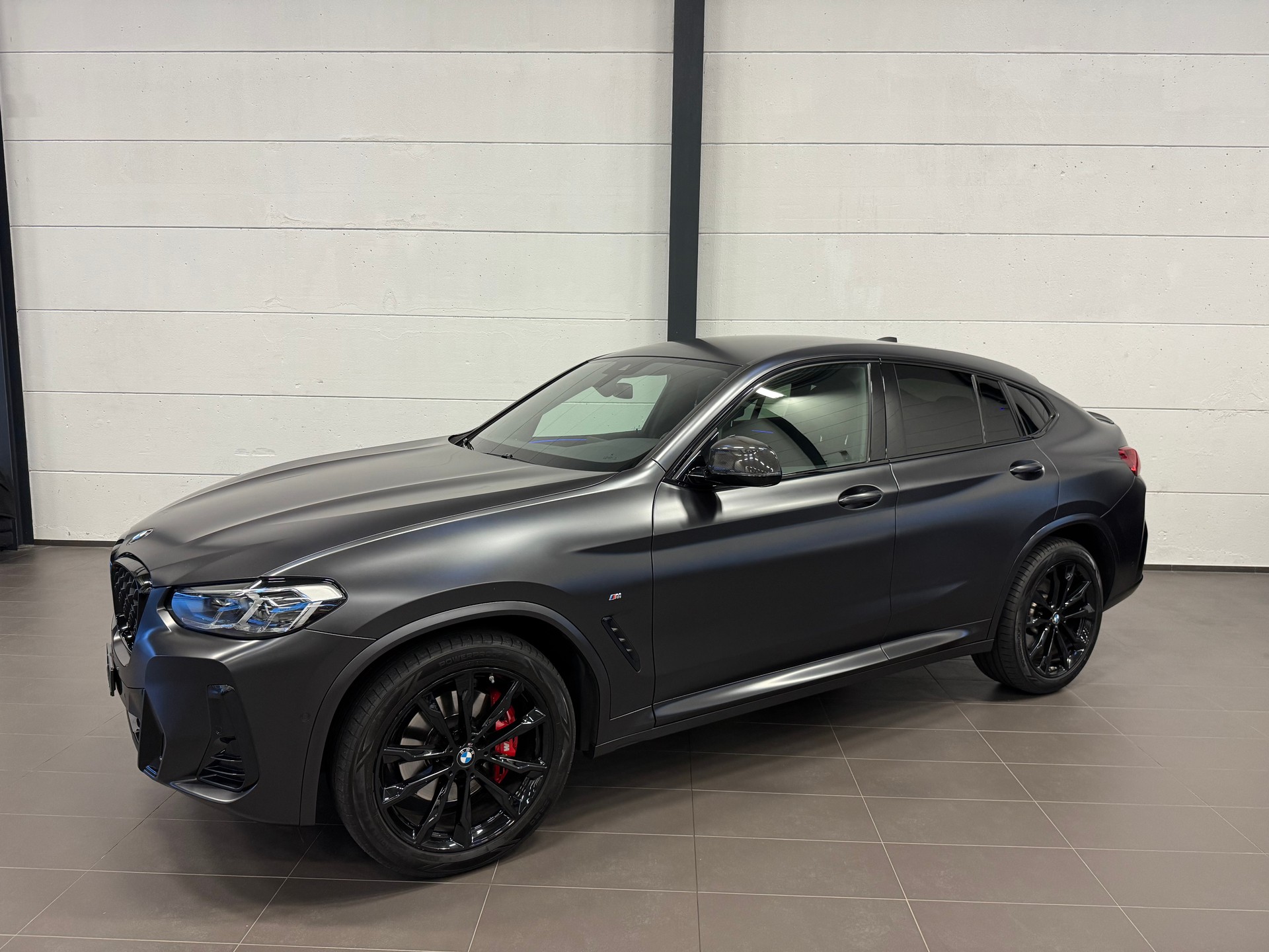 BMW X4 xDrive 48V 20d M Sport Edition Steptronic-showroom-element-2