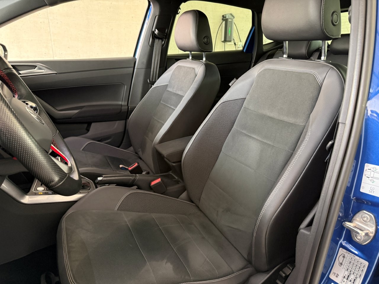 VW Polo 2.0 TSI GTI DSG-image-11