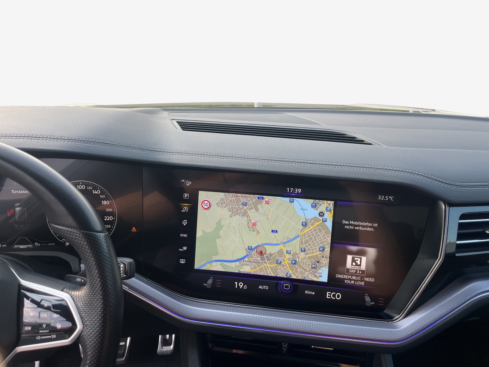 VW Touareg 3.0 TDI R Line Tiptronic-image-10
