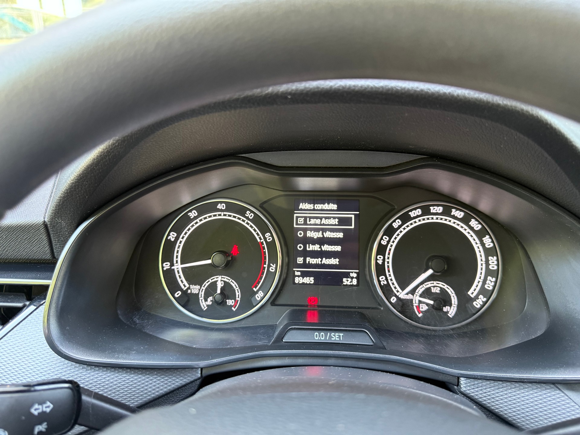 SKODA Kamiq 1.5 TSI Ambition-image-8