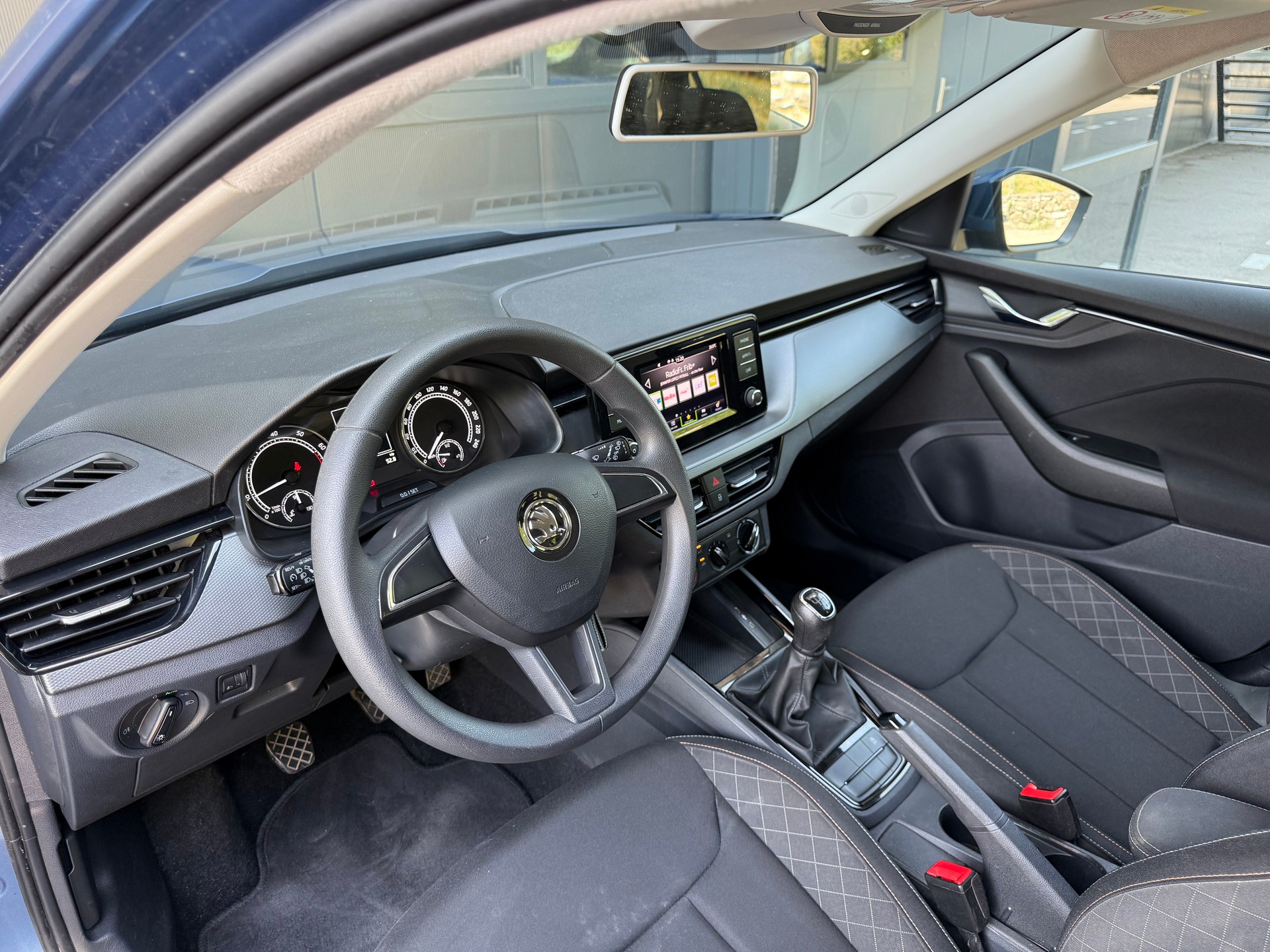 SKODA Kamiq 1.5 TSI Ambition-image-6