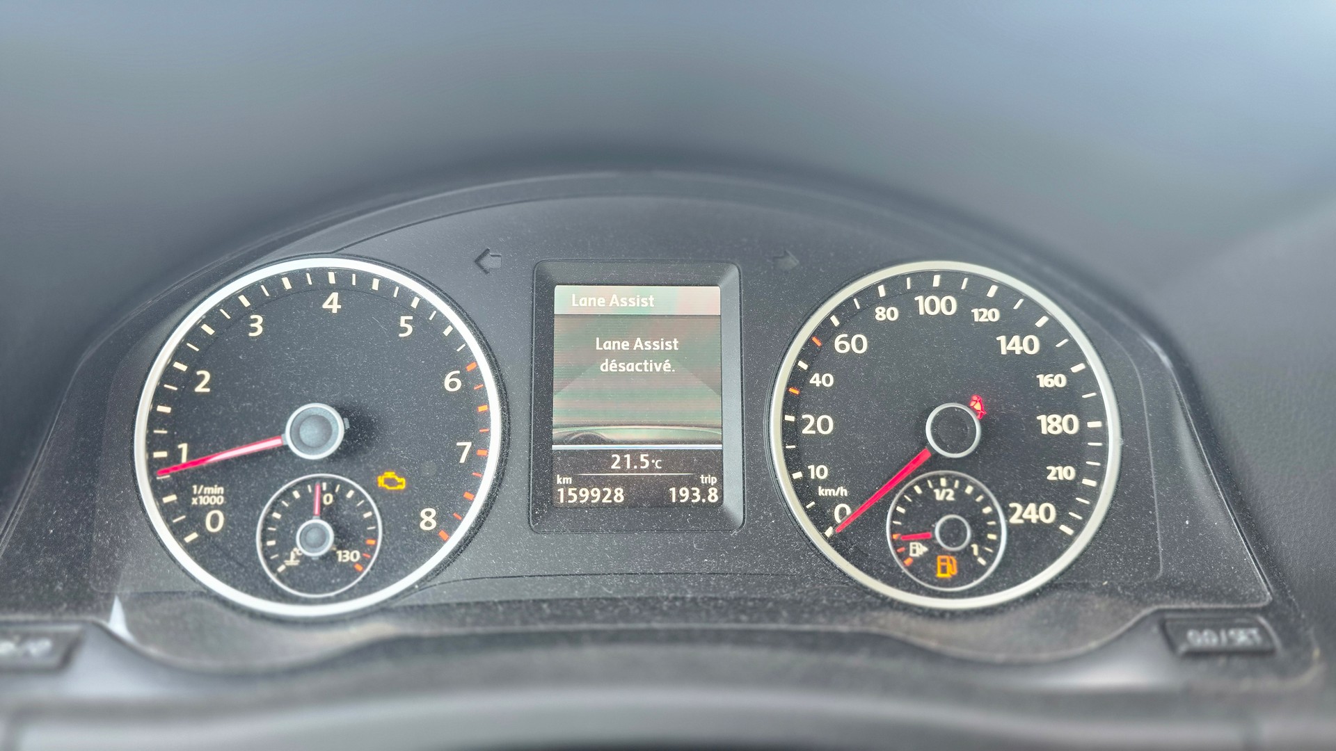 VW Tiguan 2.0 TSI R-Line Design 4Motion DSG-image-9