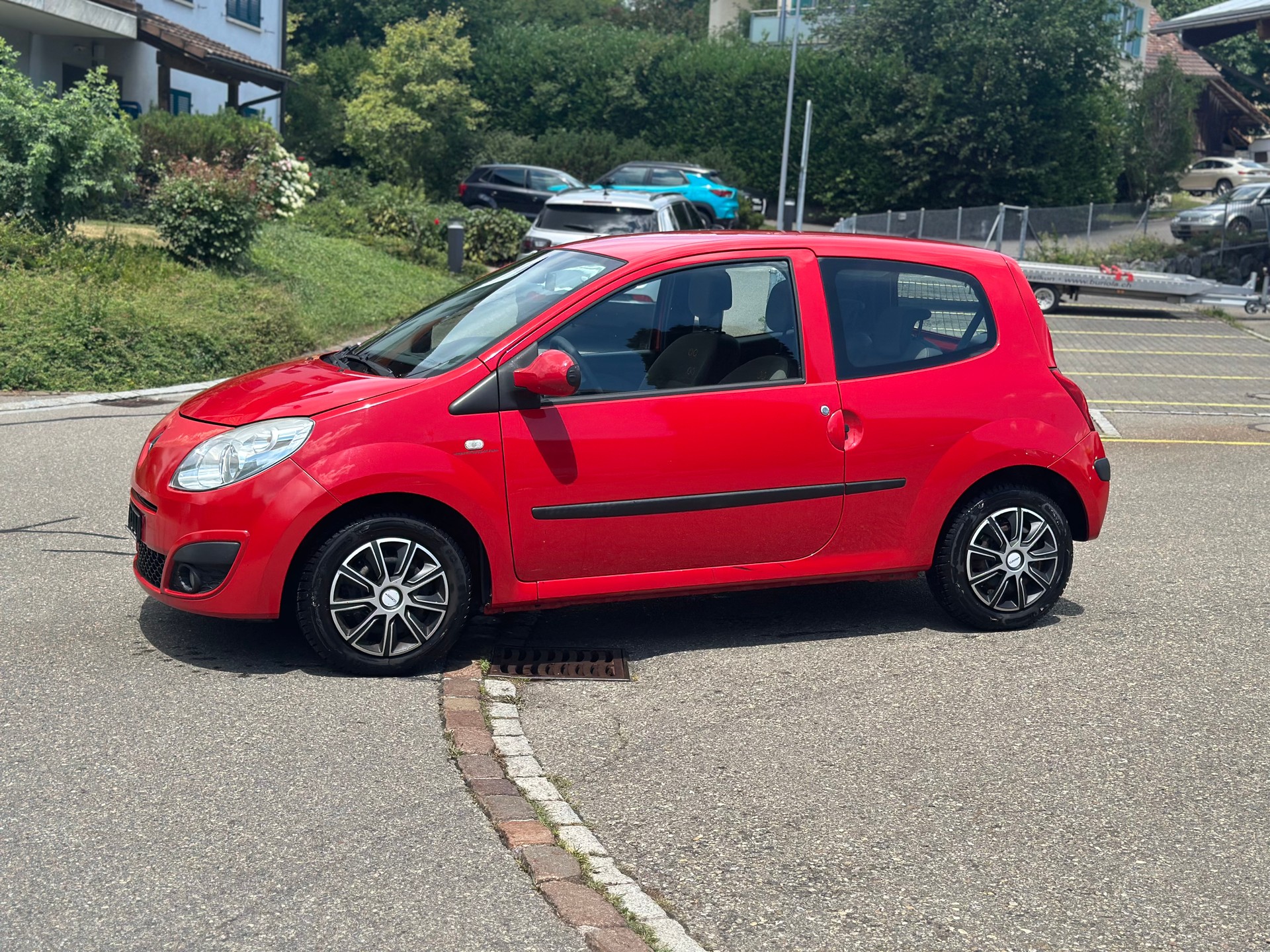 RENAULT Twingo 1.2 Authentique-image-1