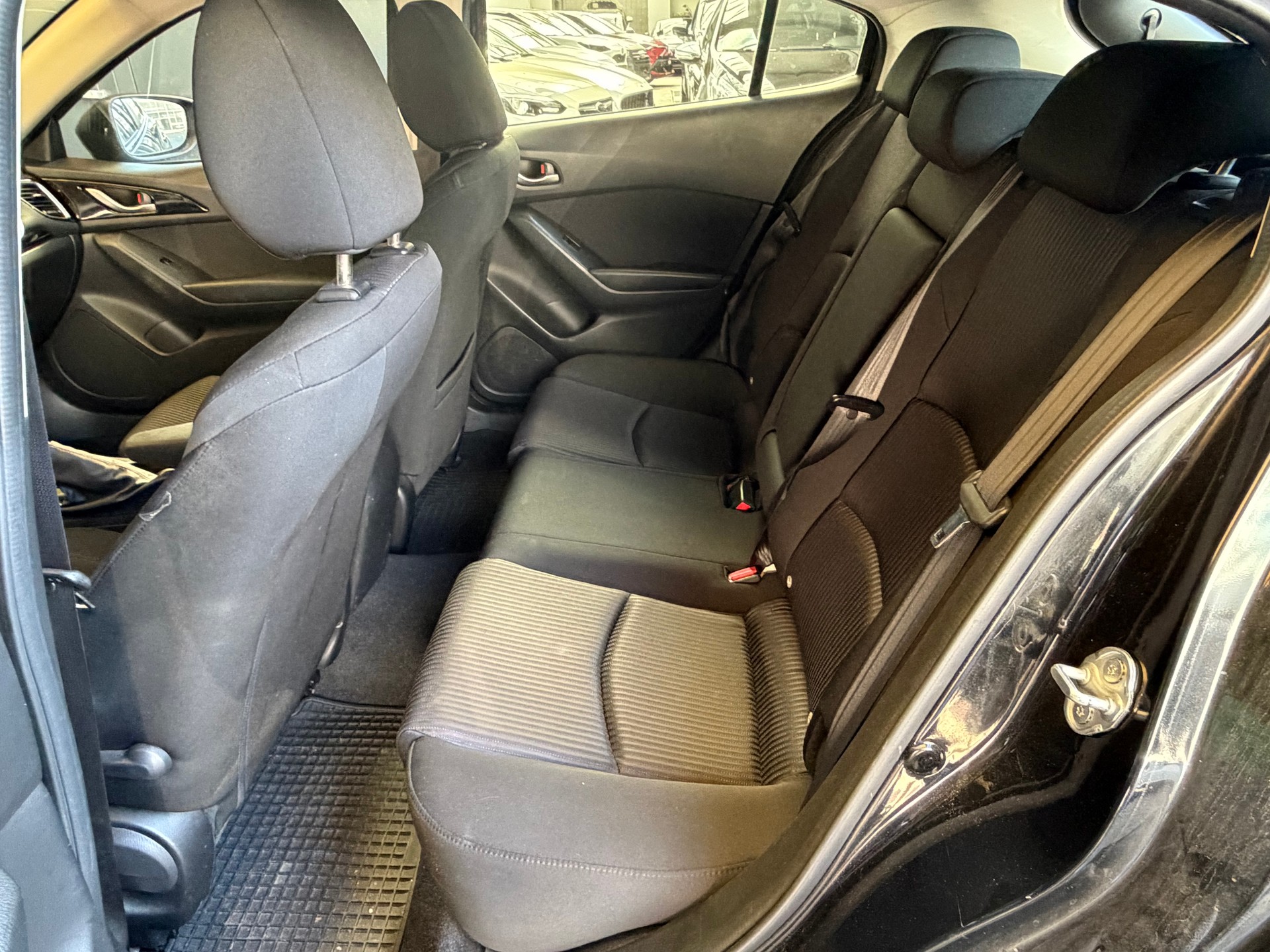 MAZDA 3 2.2 16V CD Ambition-image-8