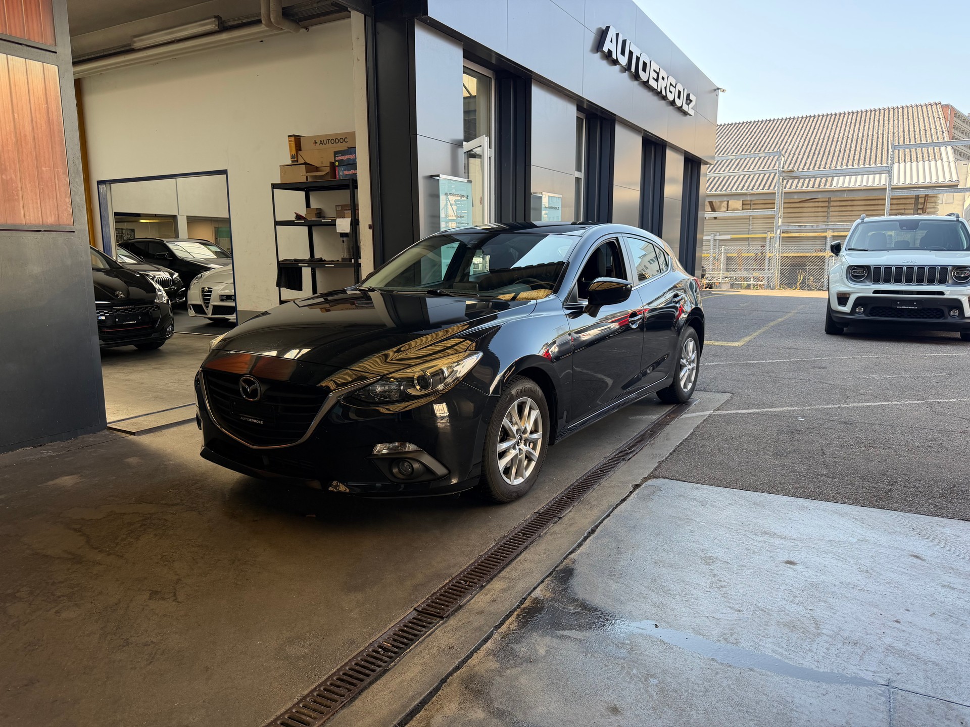 MAZDA 3 2.2 16V CD Ambition-image-0