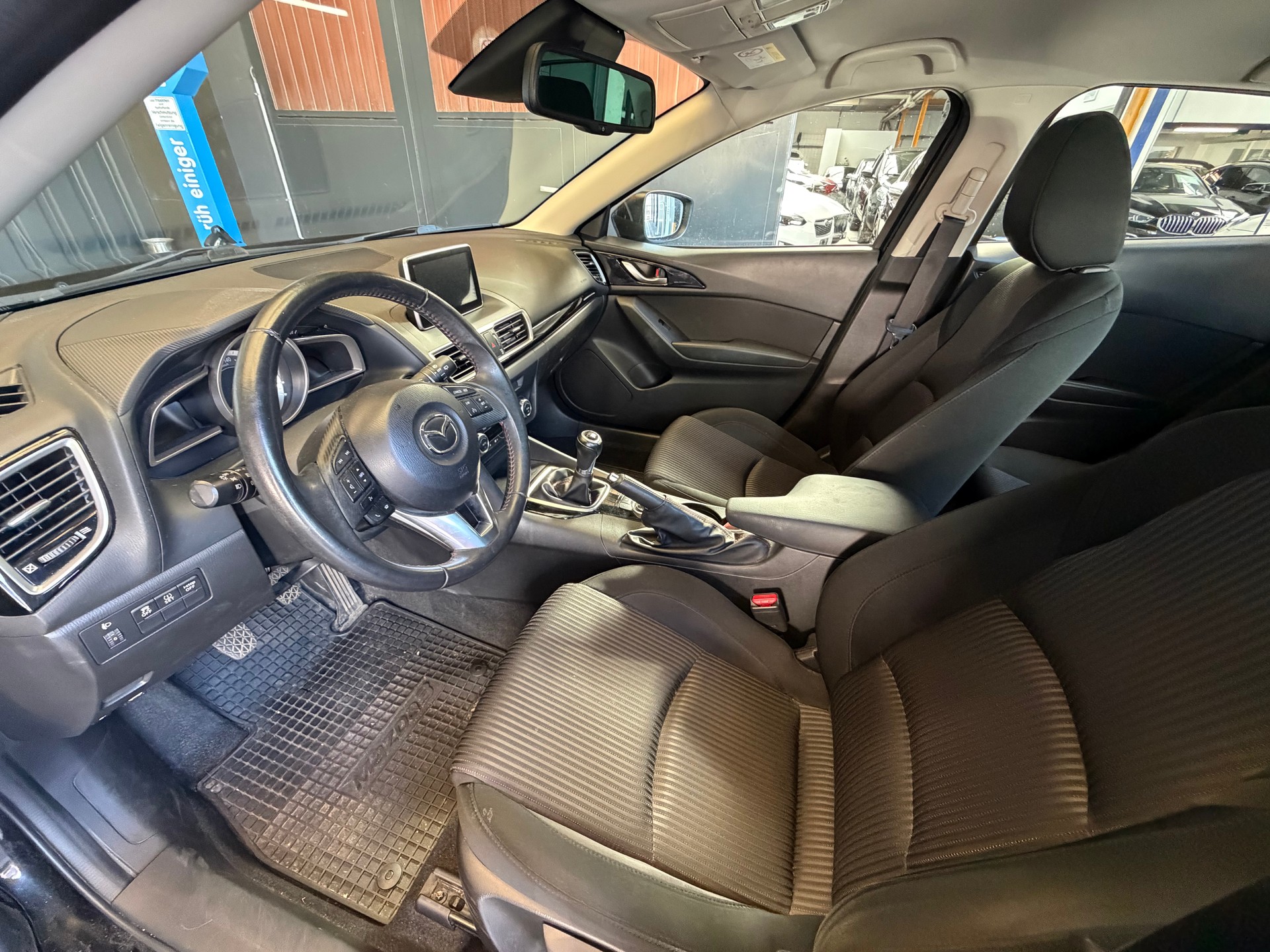 MAZDA 3 2.2 16V CD Ambition-image-7