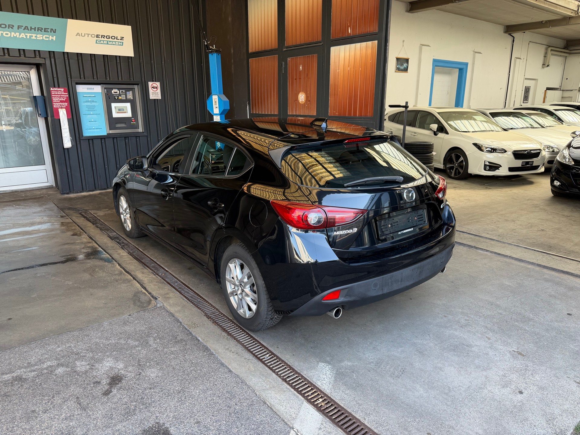 MAZDA 3 2.2 16V CD Ambition-image-1