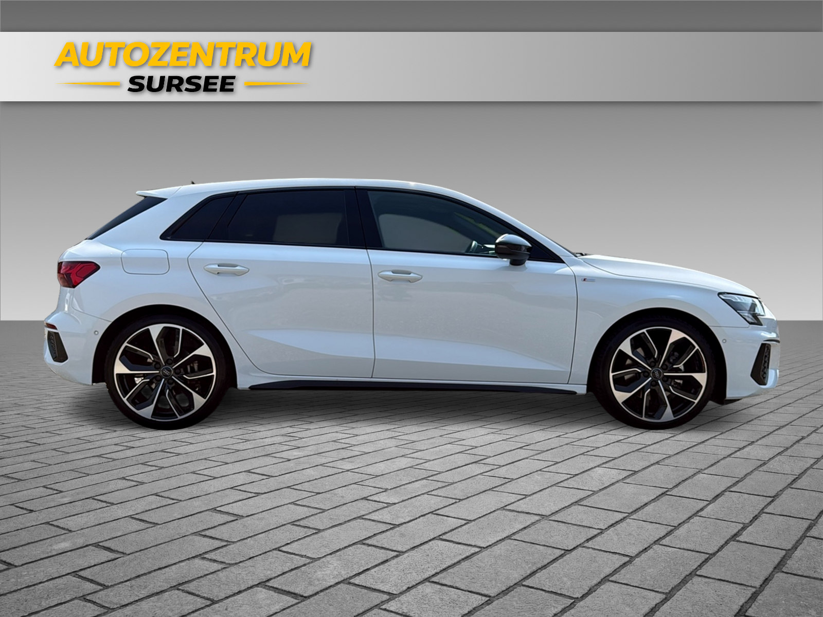 AUDI A3 Sportback 1.5 35 TFSI S Line S-Tronic-image-9