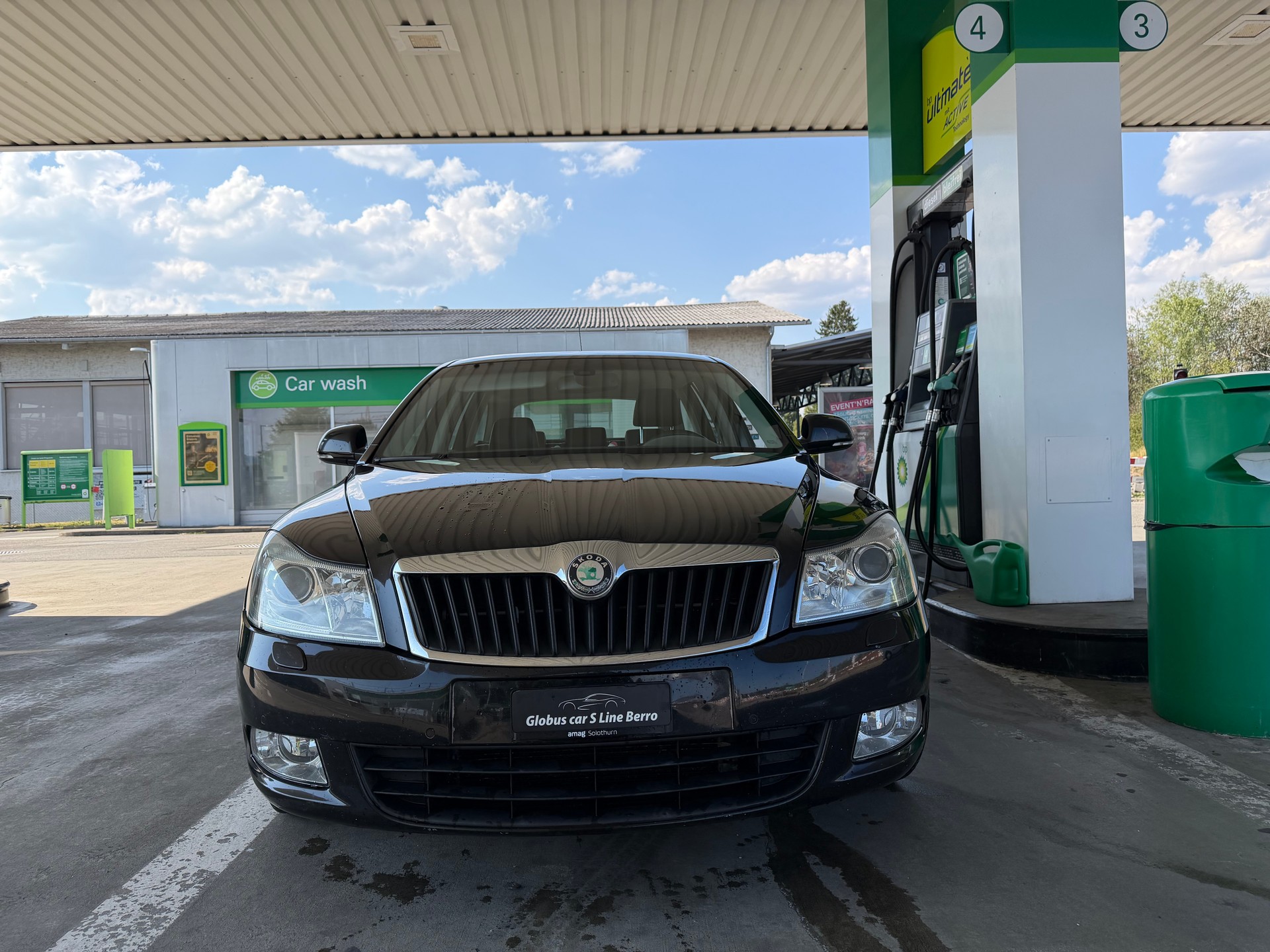 SKODA Octavia Combi 2.0 TDI Laurin & Klement-image-0