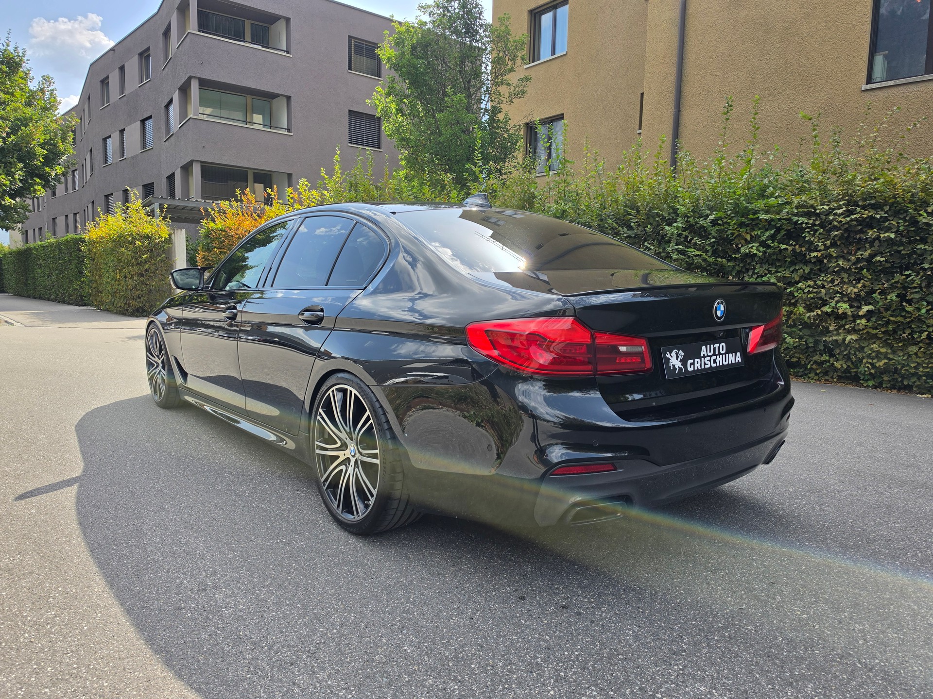 BMW M550d xDrive Steptronic-image-2
