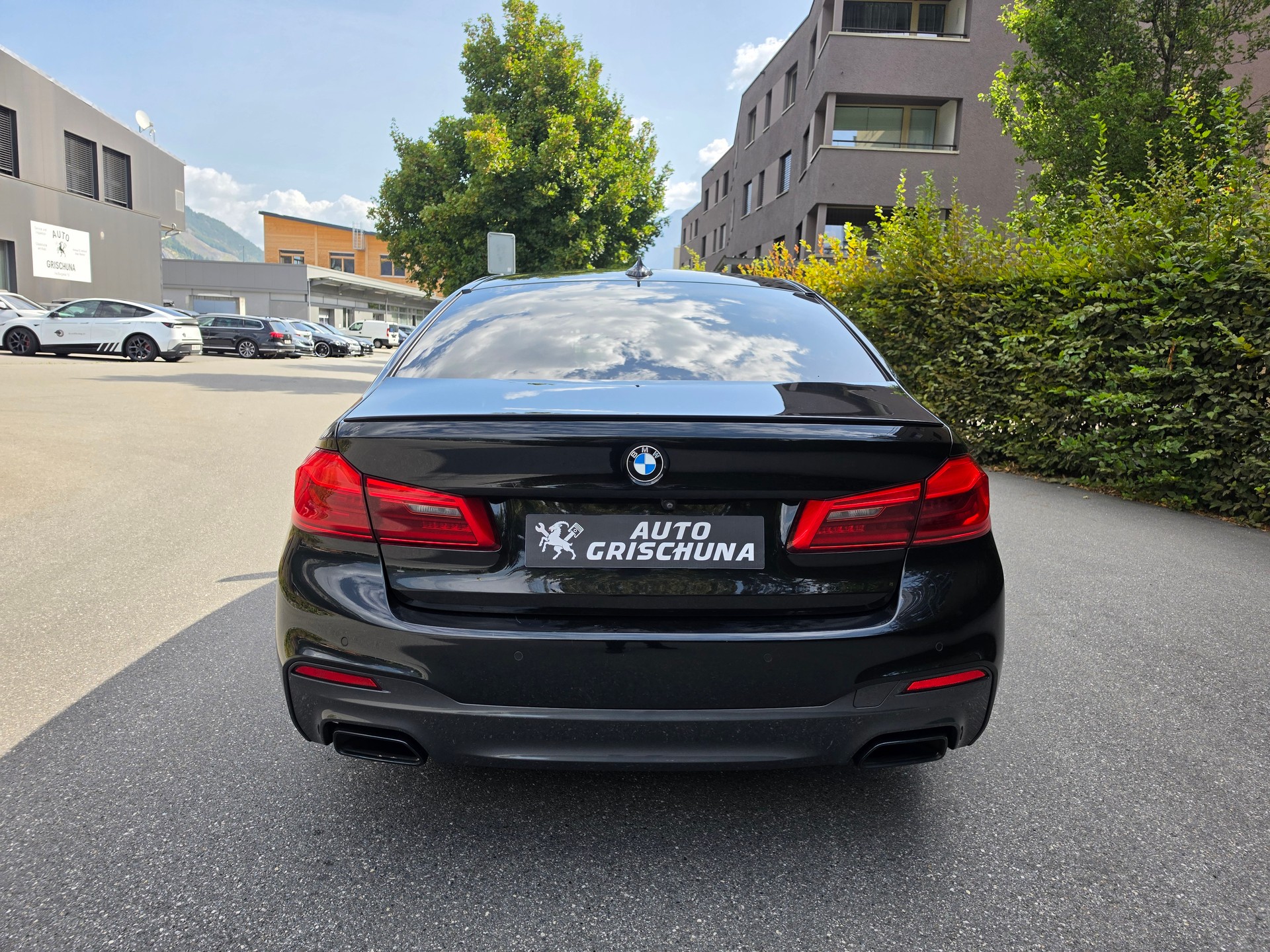 BMW M550d xDrive Steptronic-image-3