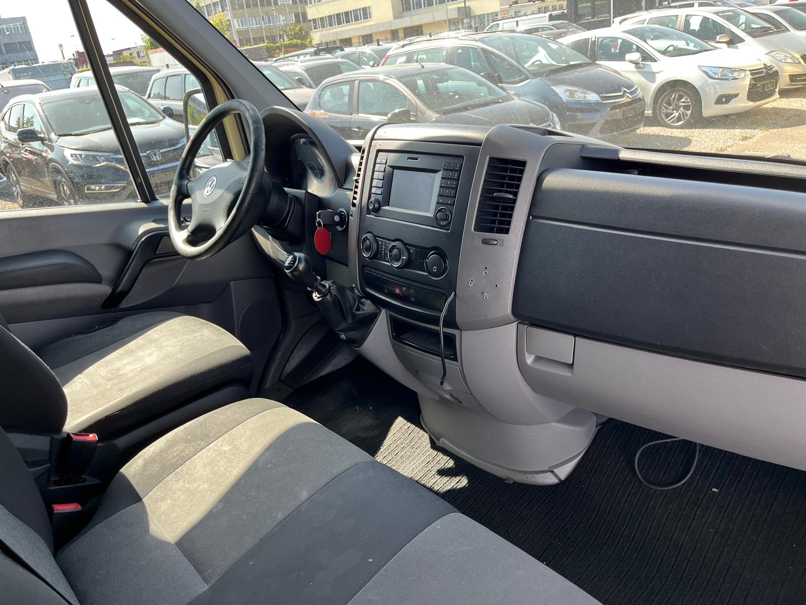 VW Crafter 35 2.0 BiTDI CR-image-8