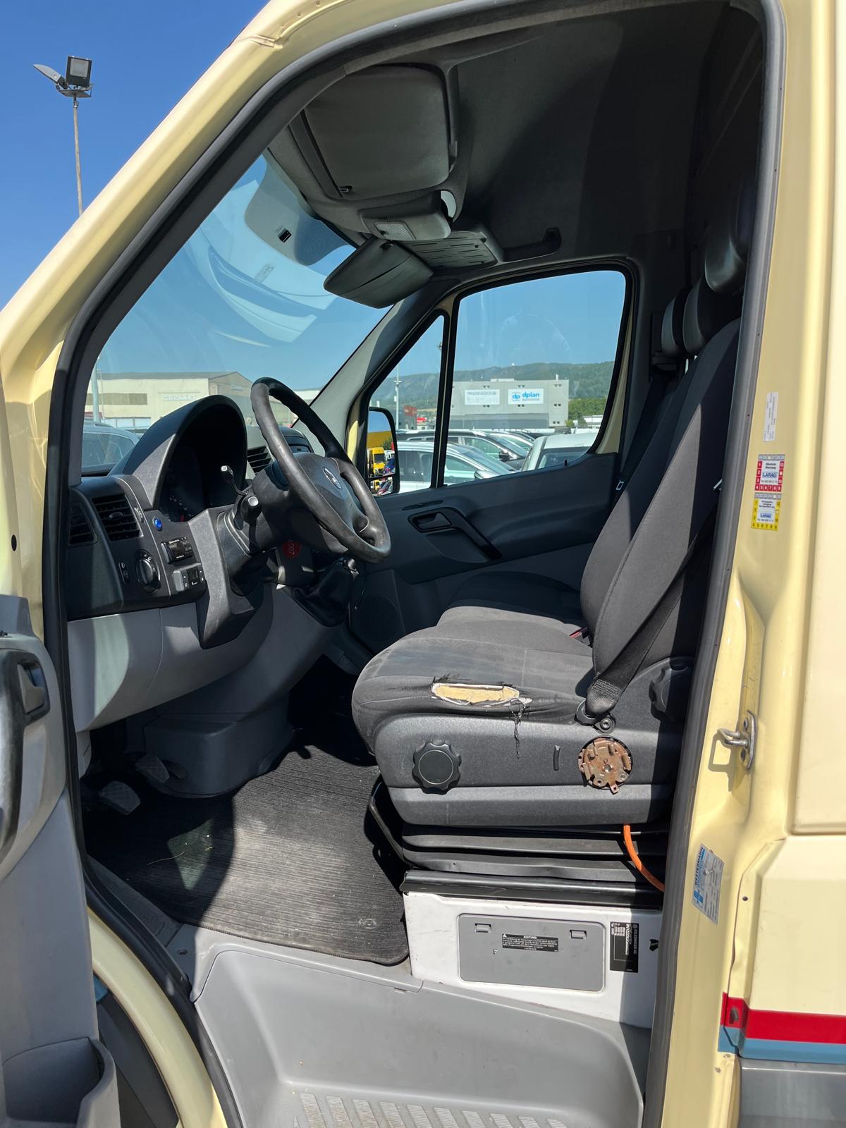 VW Crafter 35 2.0 BiTDI CR-image-7