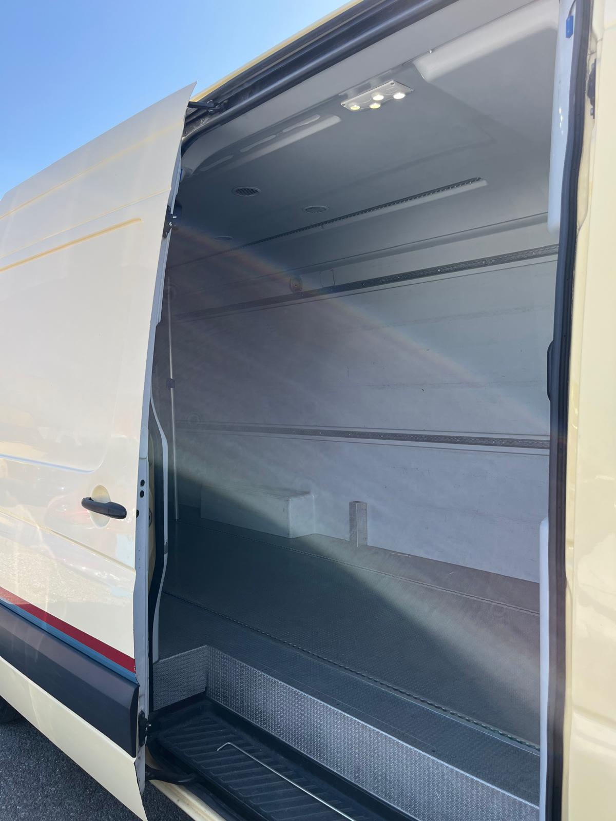 VW Crafter 35 2.0 BiTDI CR-image-10
