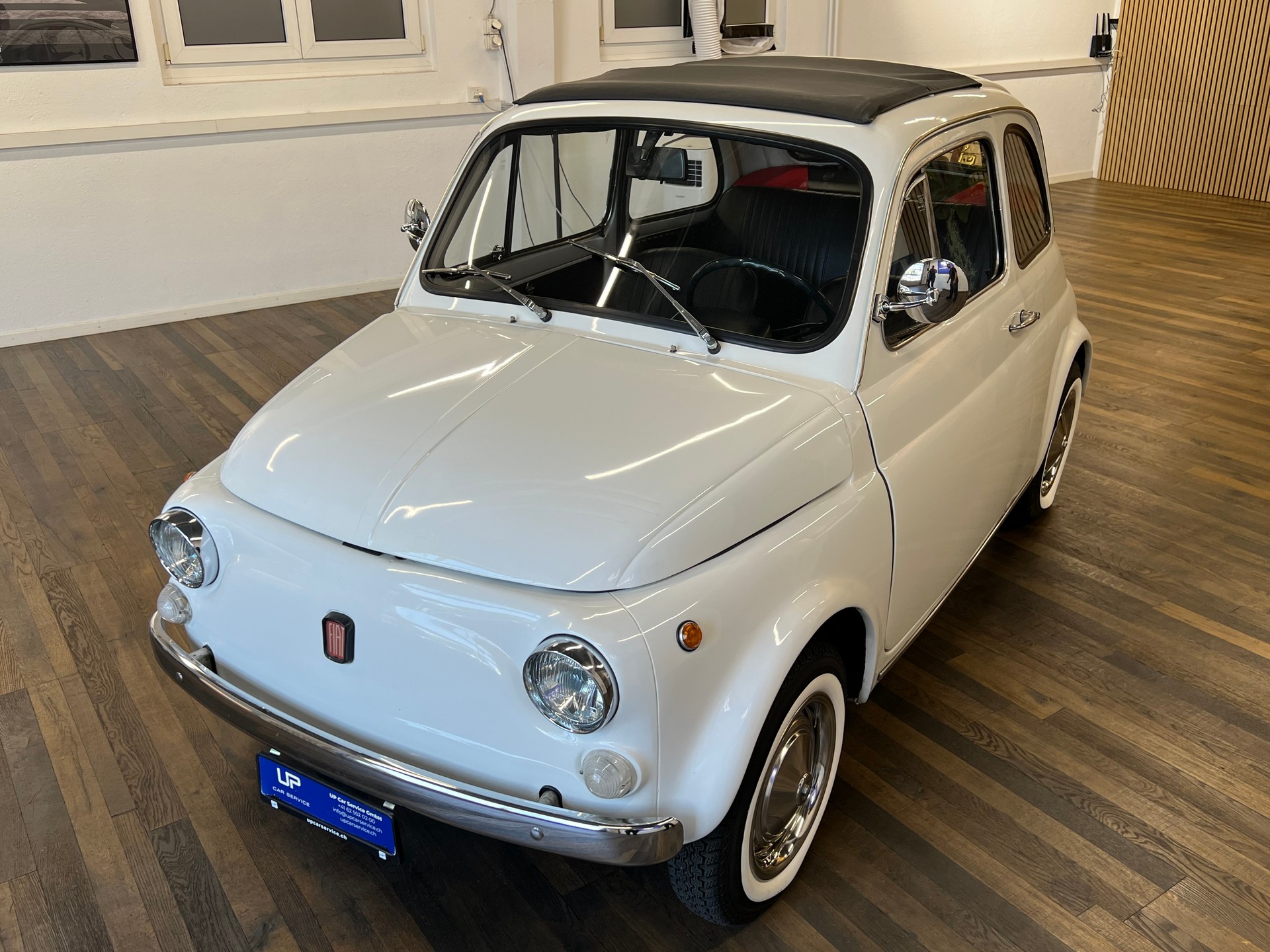 FIAT 110 F Berlina * Veteranenfahrzeug* komplett restauriert – Liebhaberfahrzeug im Sammlerzustand-image-1