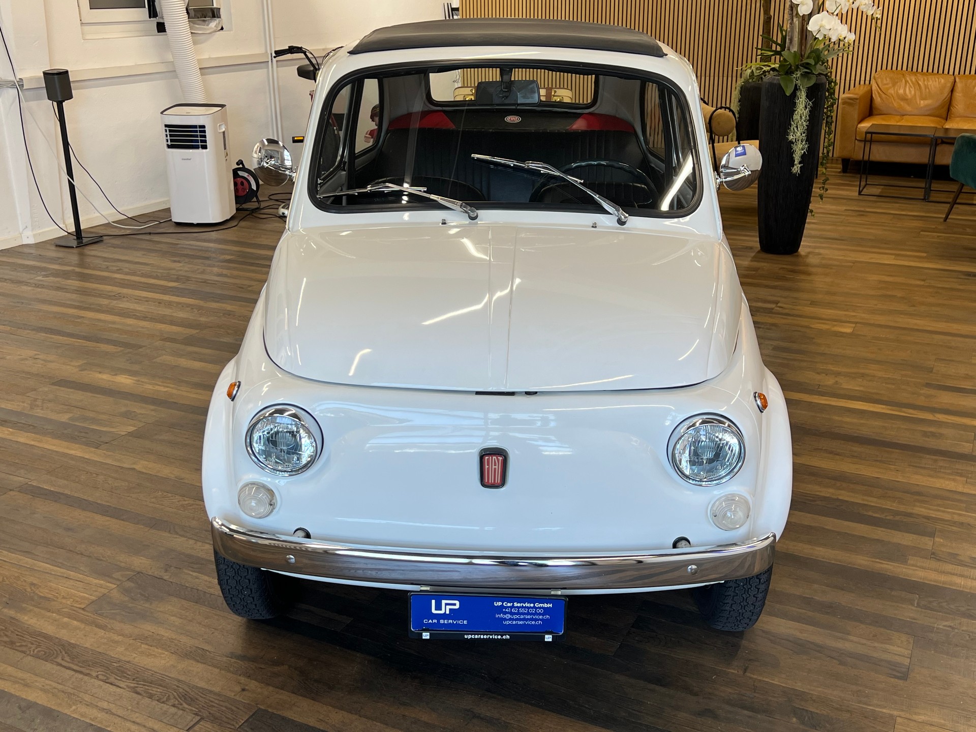 FIAT 110 F Berlina * Veteranenfahrzeug* komplett restauriert – Liebhaberfahrzeug im Sammlerzustand-image-0