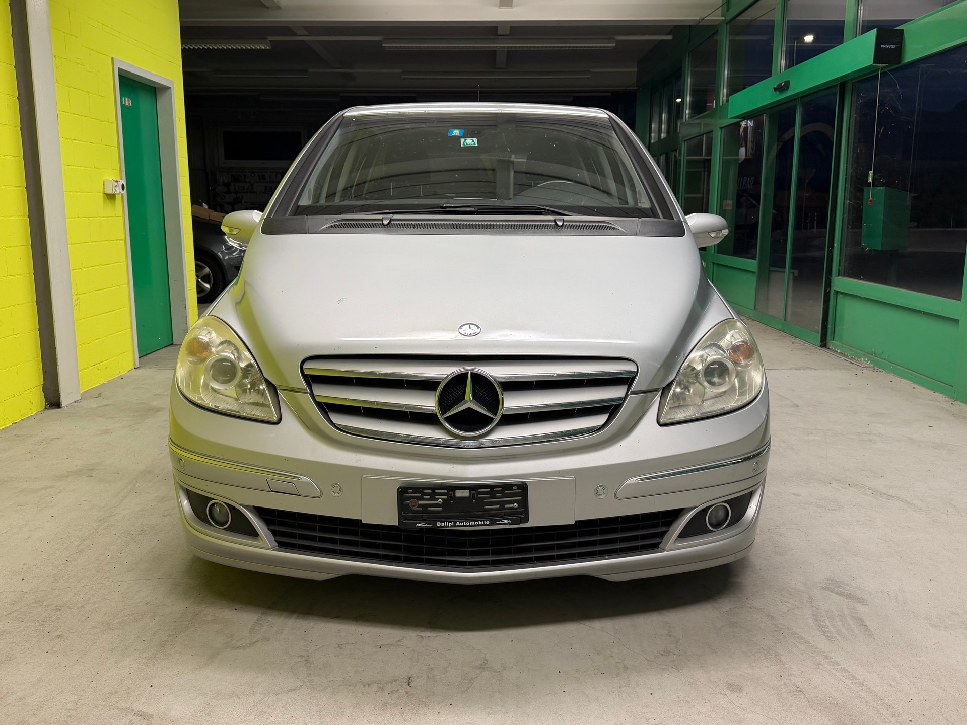 MERCEDES-BENZ B 200 T-image-2