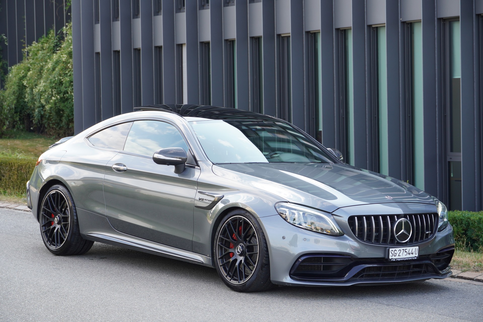 MERCEDES-BENZ C 63 S AMG 9G-tronic//CH Fahrzeug mit Gratis Service//-image-1