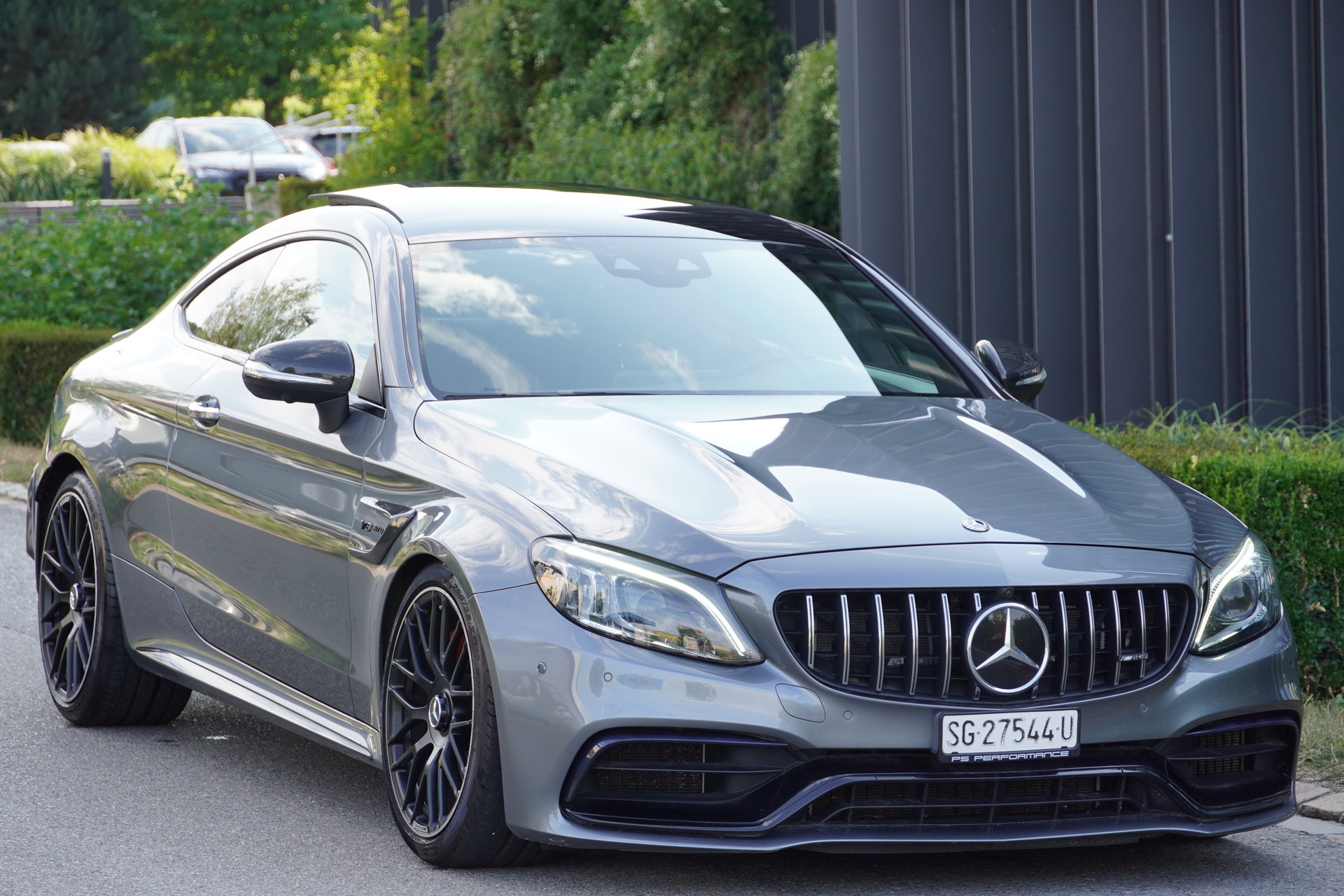 MERCEDES-BENZ C 63 S AMG 9G-tronic//CH Fahrzeug mit Gratis Service//-image-3