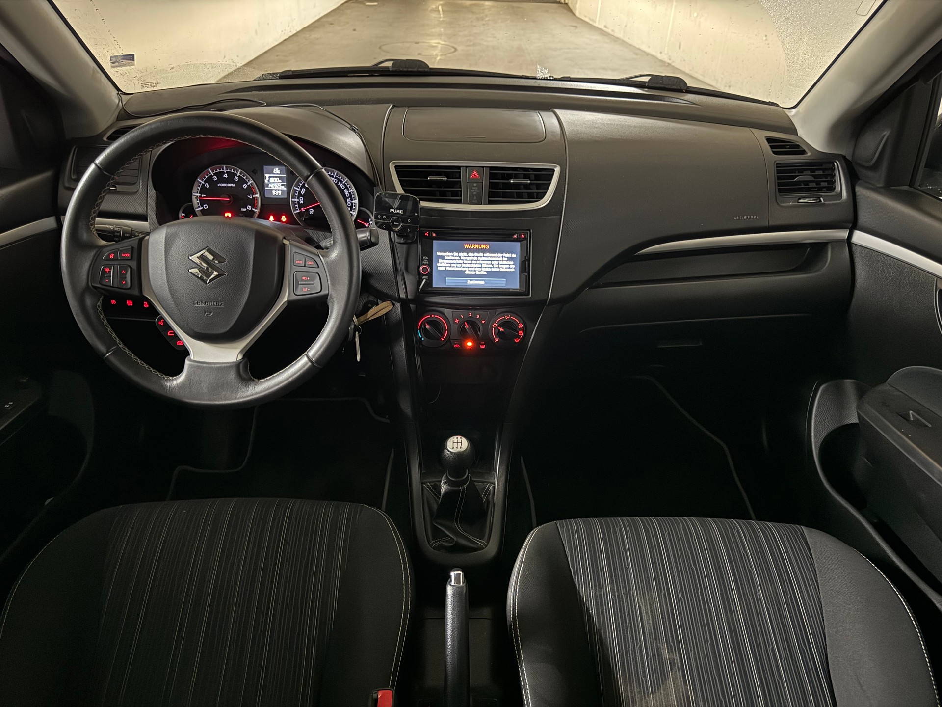 SUZUKI Swift 1.2i 16V Sergio Cellano 4x4-image-10