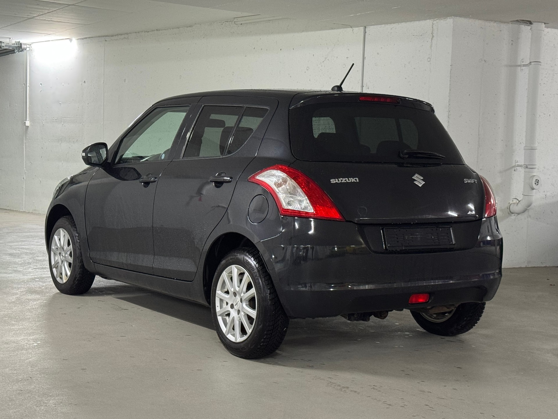 SUZUKI Swift 1.2i 16V Sergio Cellano 4x4-image-4