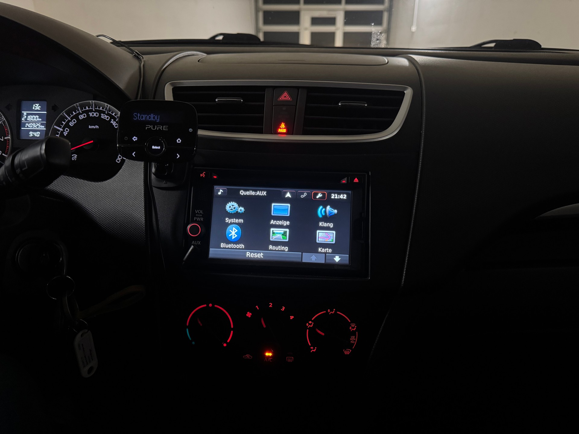 SUZUKI Swift 1.2i 16V Sergio Cellano 4x4-image-13