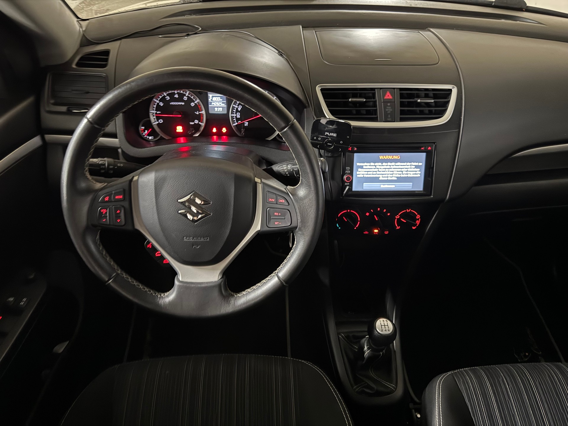 SUZUKI Swift 1.2i 16V Sergio Cellano 4x4-image-11