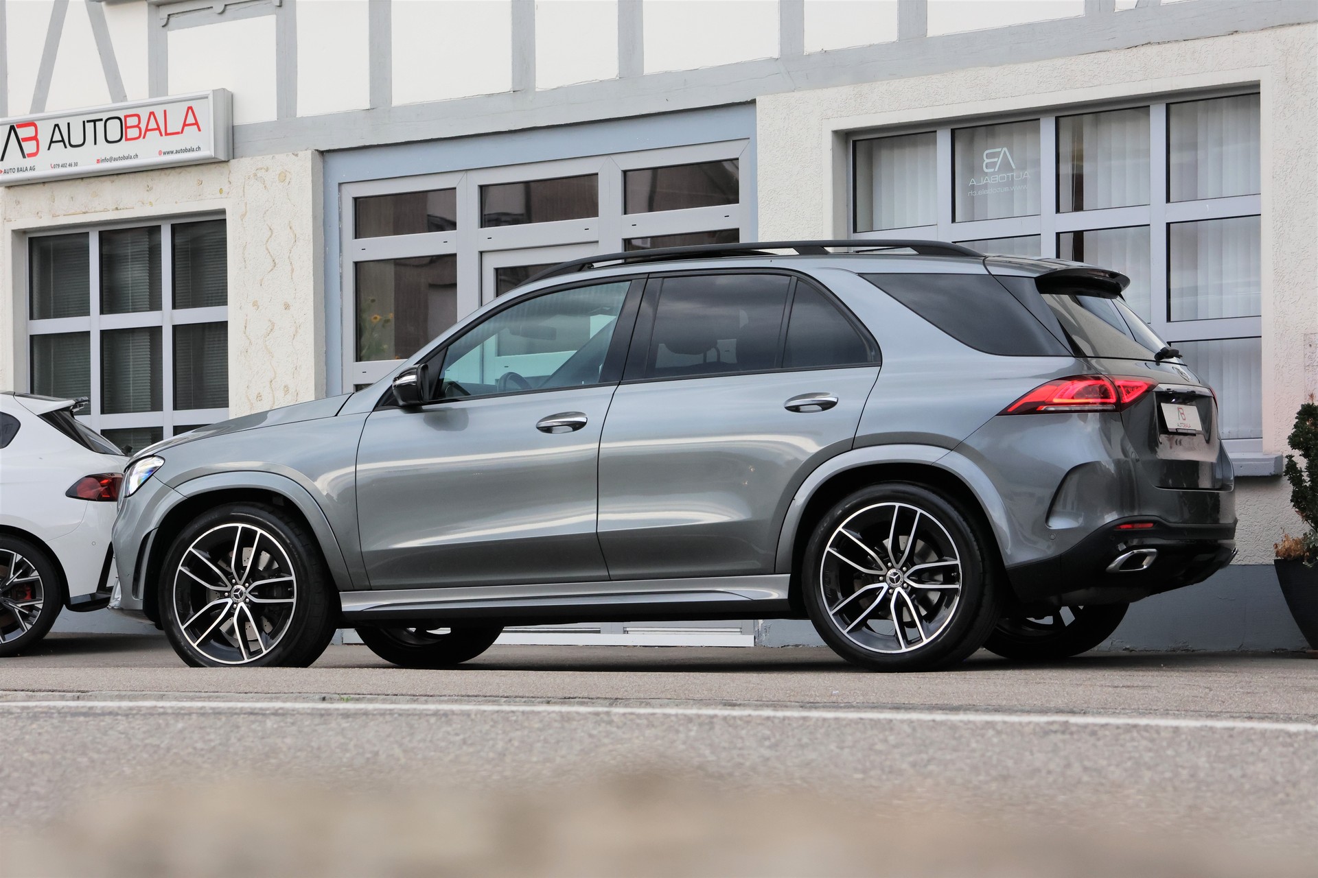 MERCEDES-BENZ GLE 450 4Matic AMG Line 9G-Tronic (CH) + 3.5T AHK-image-3
