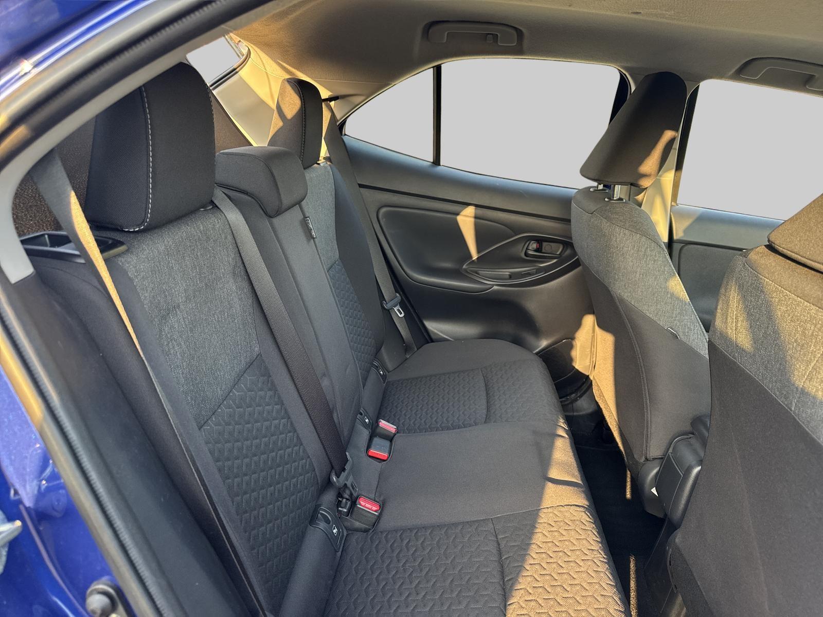TOYOTA Yaris Cross 1.5 Comfort e-CVT AWDi-image-12