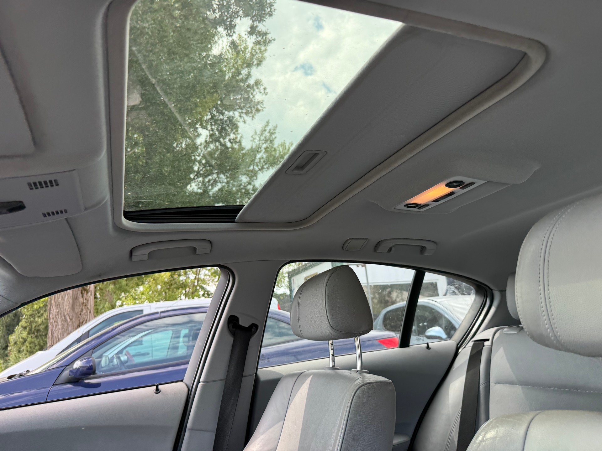 BMW 120d-image-9