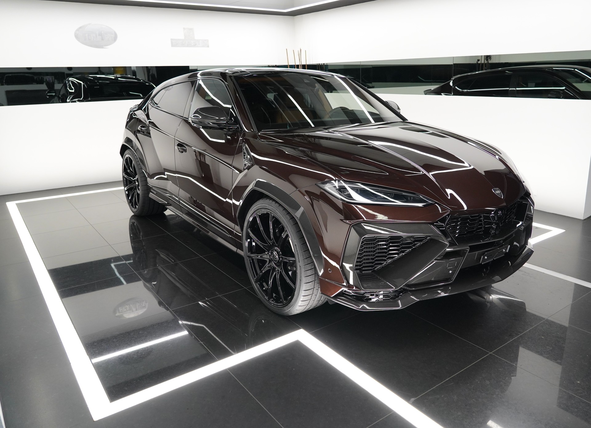 LAMBORGHINI Urus BRABUS SE-image-4