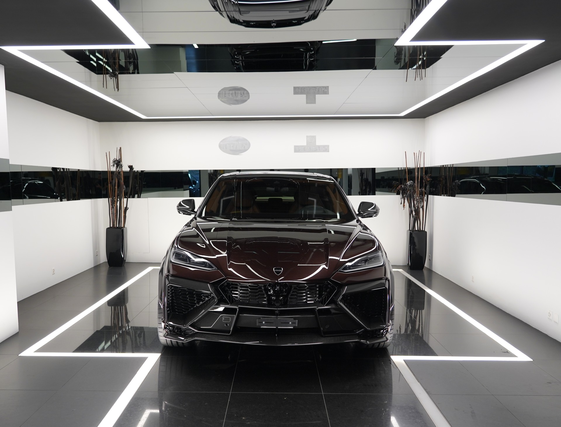 LAMBORGHINI Urus BRABUS SE-image-2